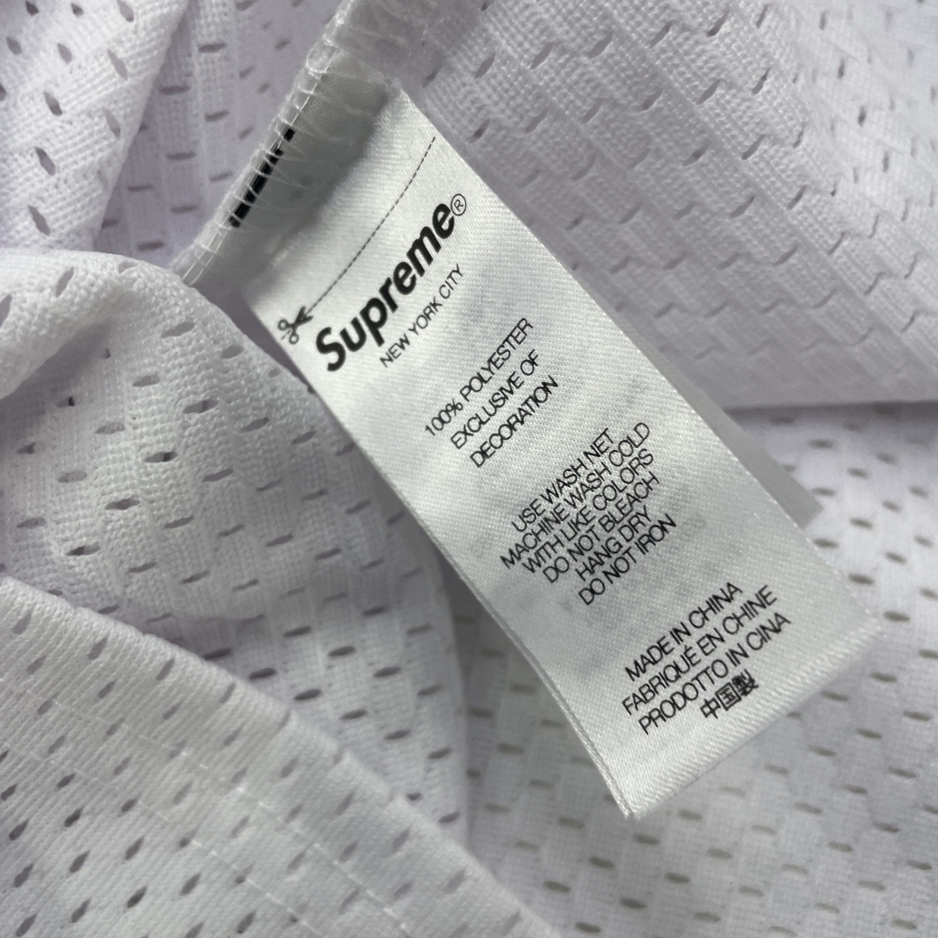Supreme Supreme Logo Patch Mesh Jersey Size S Size US S / EU 44-46 / 1 - 3 Thumbnail