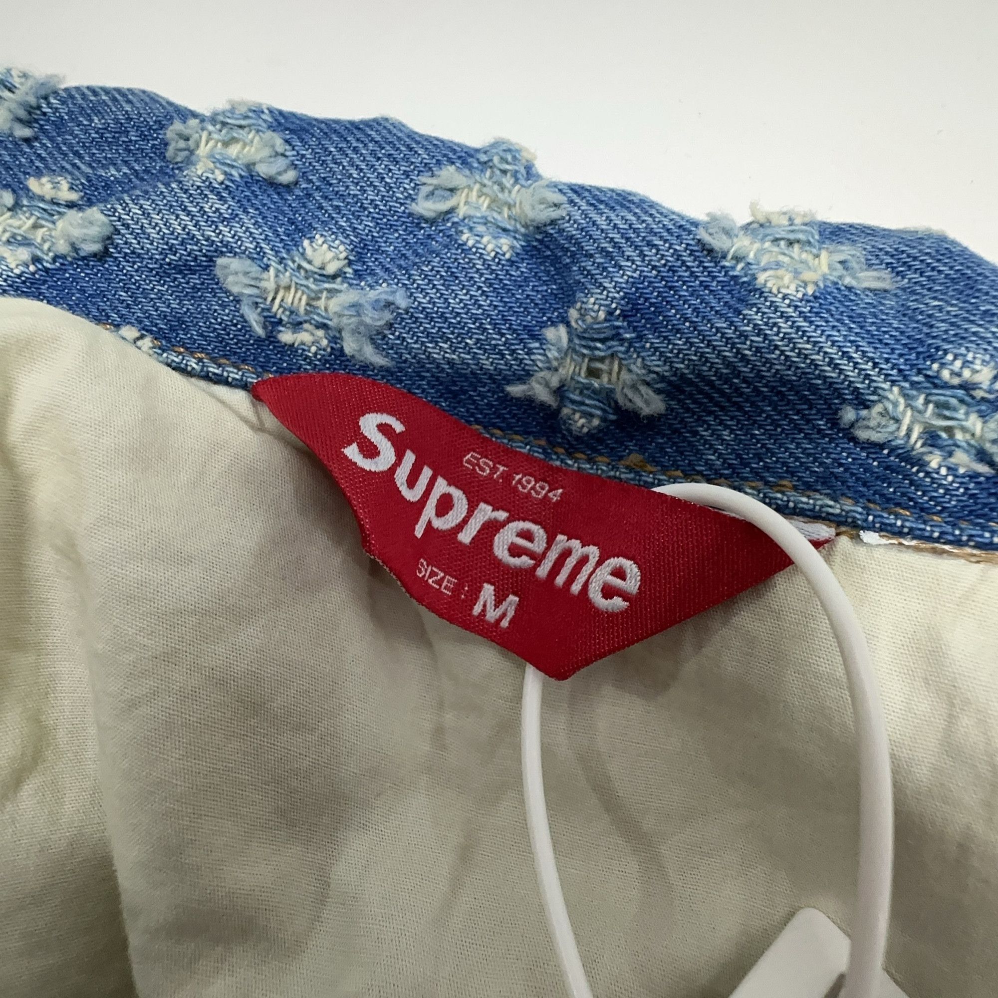 Supreme Supreme Hole Punch Denim Trucker Jacket Size M Size US M / EU 48-50 / 2 - 3 Thumbnail