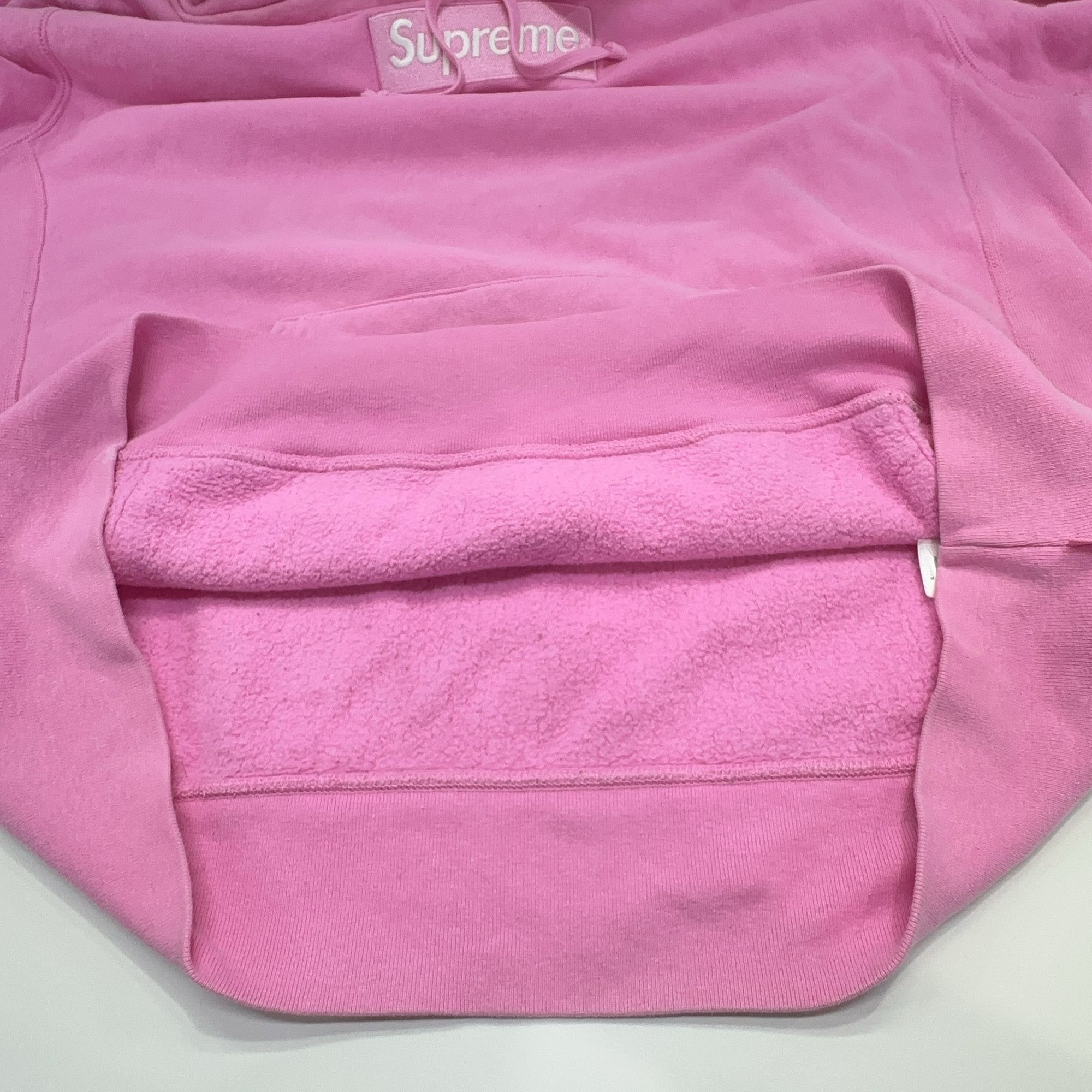 Supreme Supreme Pink Box Logo Hoodie Size XL Size US XL / EU 56 / 4 - 7 Thumbnail