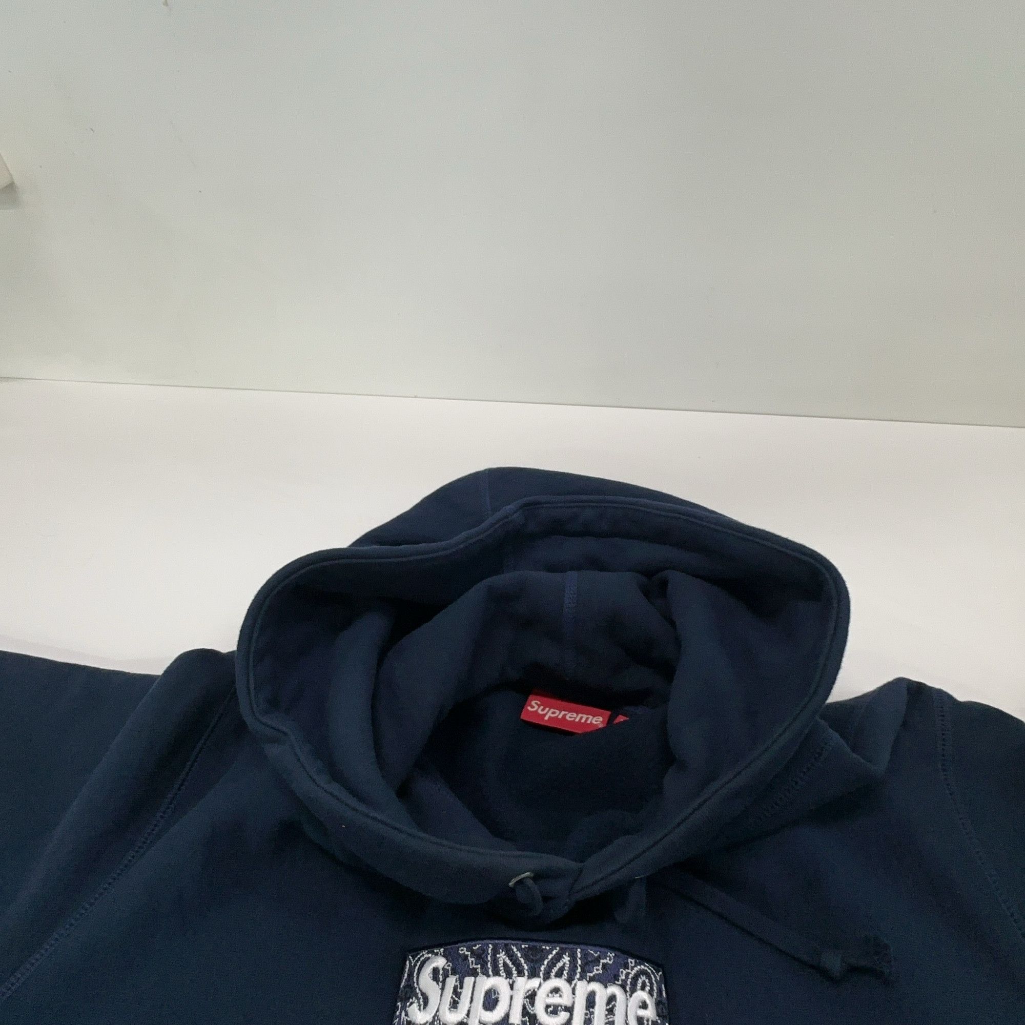 Supreme Supreme Bandana Box Logo Hooded Sweatshirt L Size US L / EU 52-54 / 3 - 6 Thumbnail
