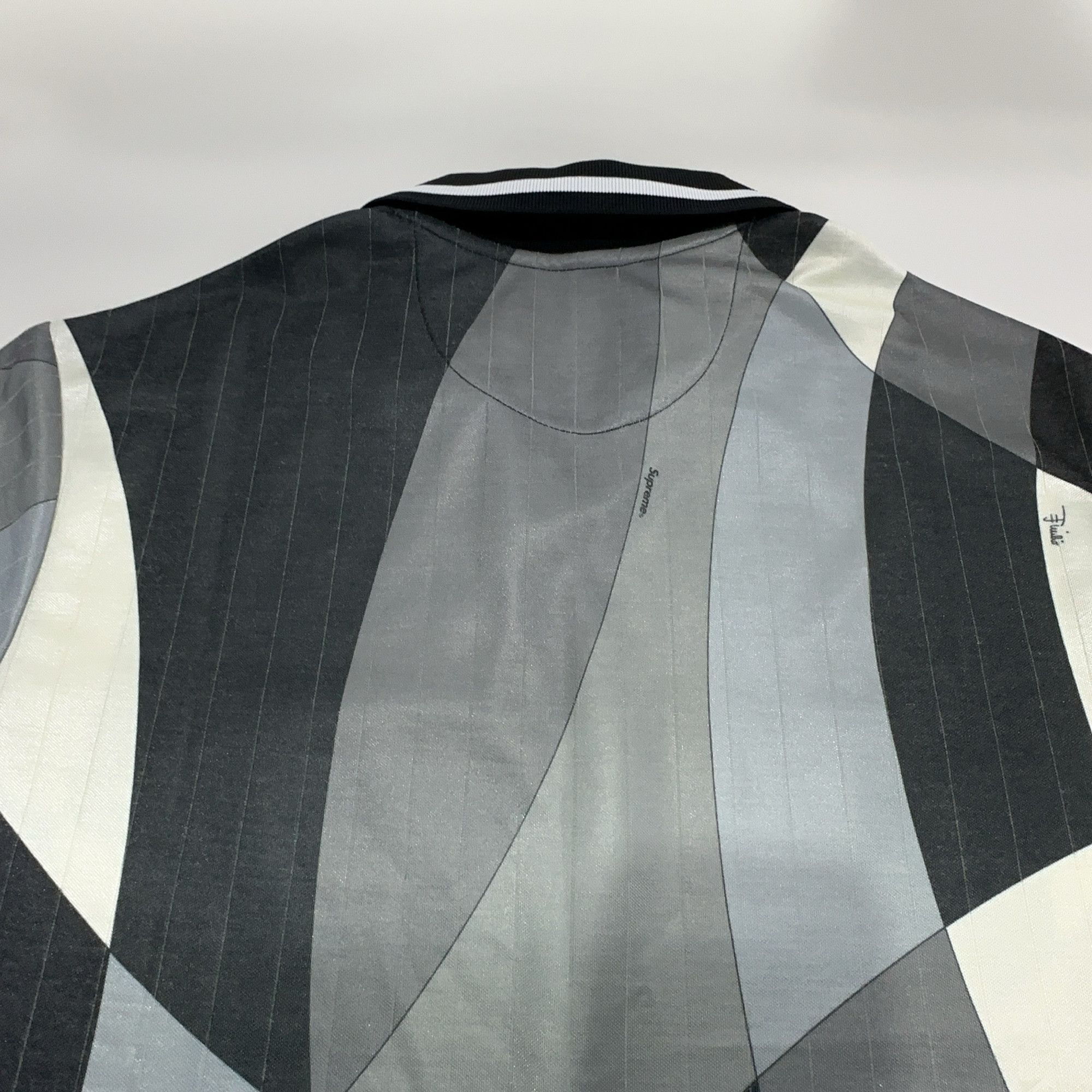 Supreme Supreme x Emilio Pucci Soccer Jersey Size S Size US S / EU 44-46 / 1 - 12 Thumbnail