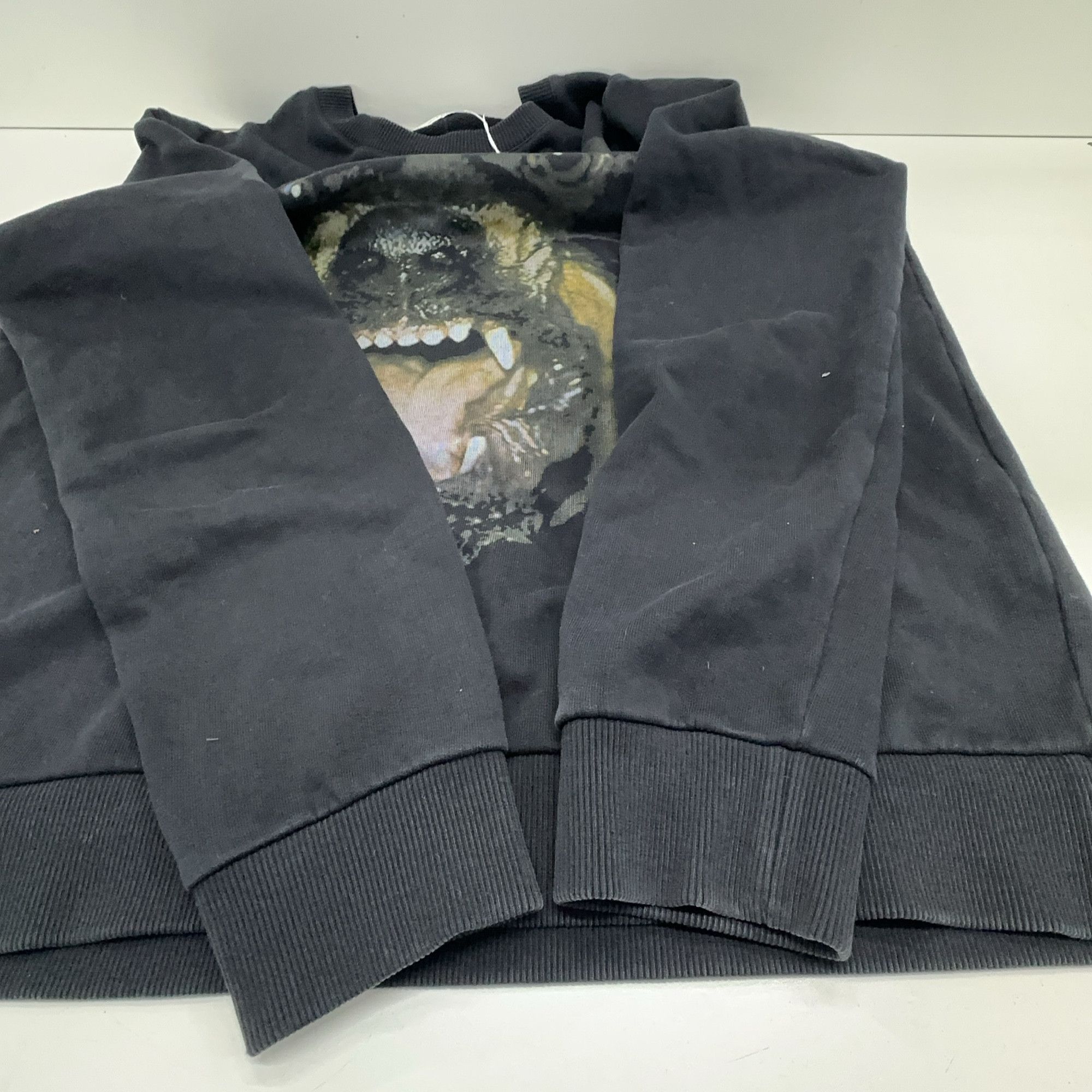 Givenchy Givenchy Rottweiler Sweatshirt L Size US L / EU 52-54 / 3 - 9 Thumbnail