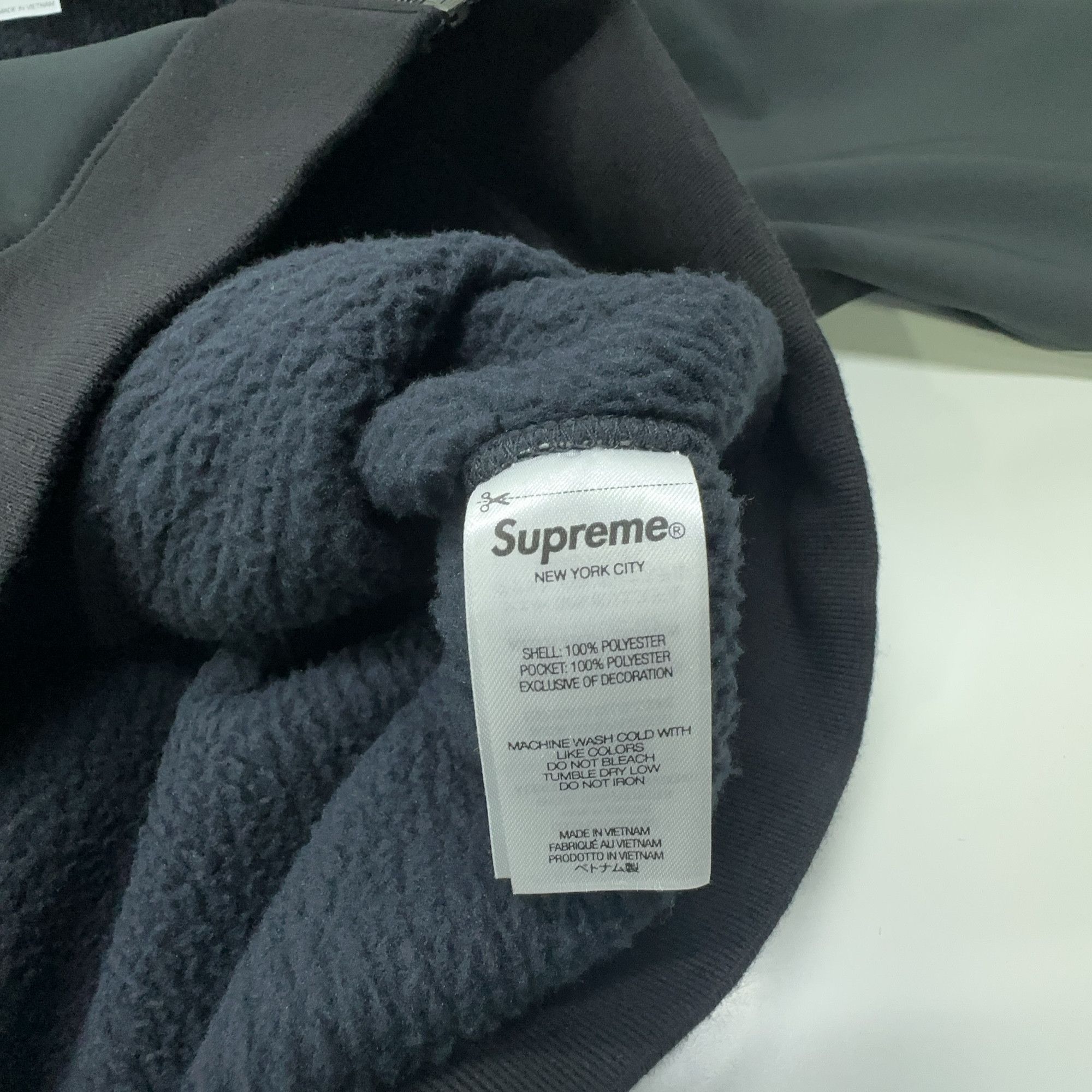 Supreme Supreme Gore-Tex Windstopper Hoodie Size L Size US L / EU 52-54 / 3 - 5 Thumbnail