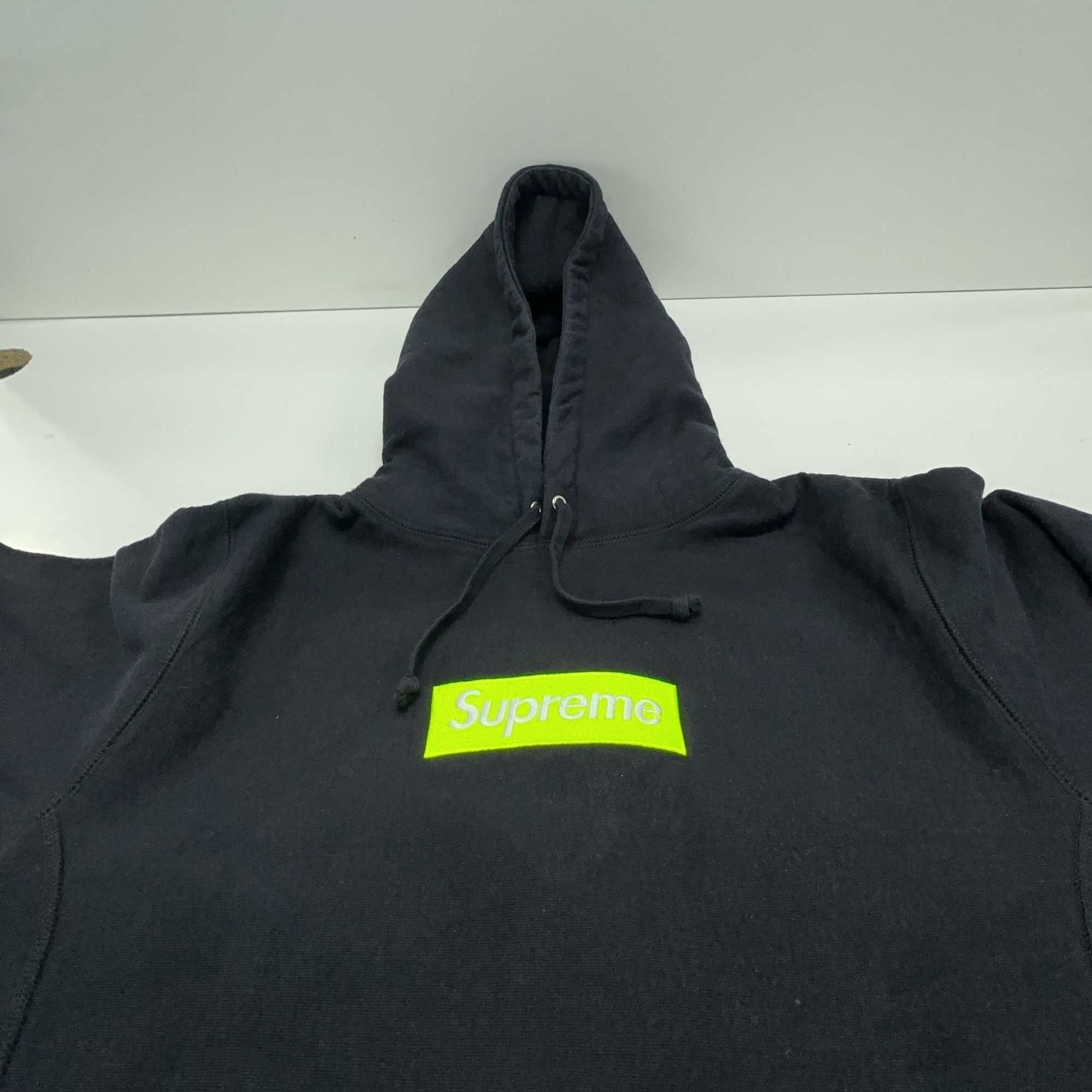 Supreme Supreme Lime Box Logo Hoodie Size M Size US M / EU 48-50 / 2 - 8 Thumbnail