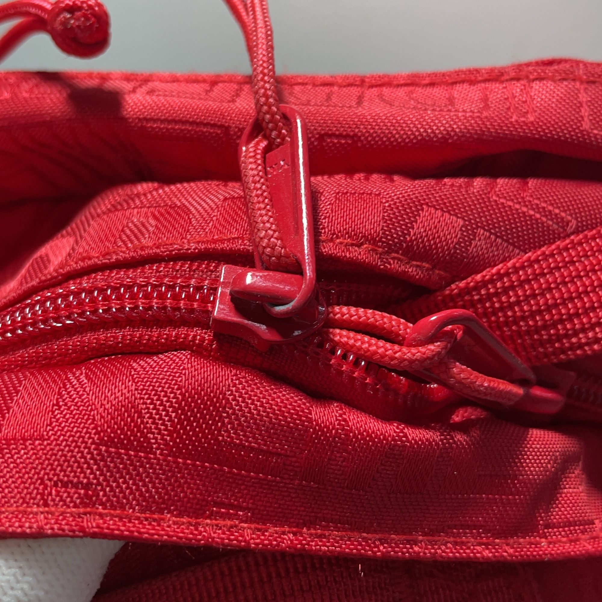 Supreme Supreme Jacquard Logo Backpack Red ONE SIZE Size ONE SIZE - 8 Thumbnail