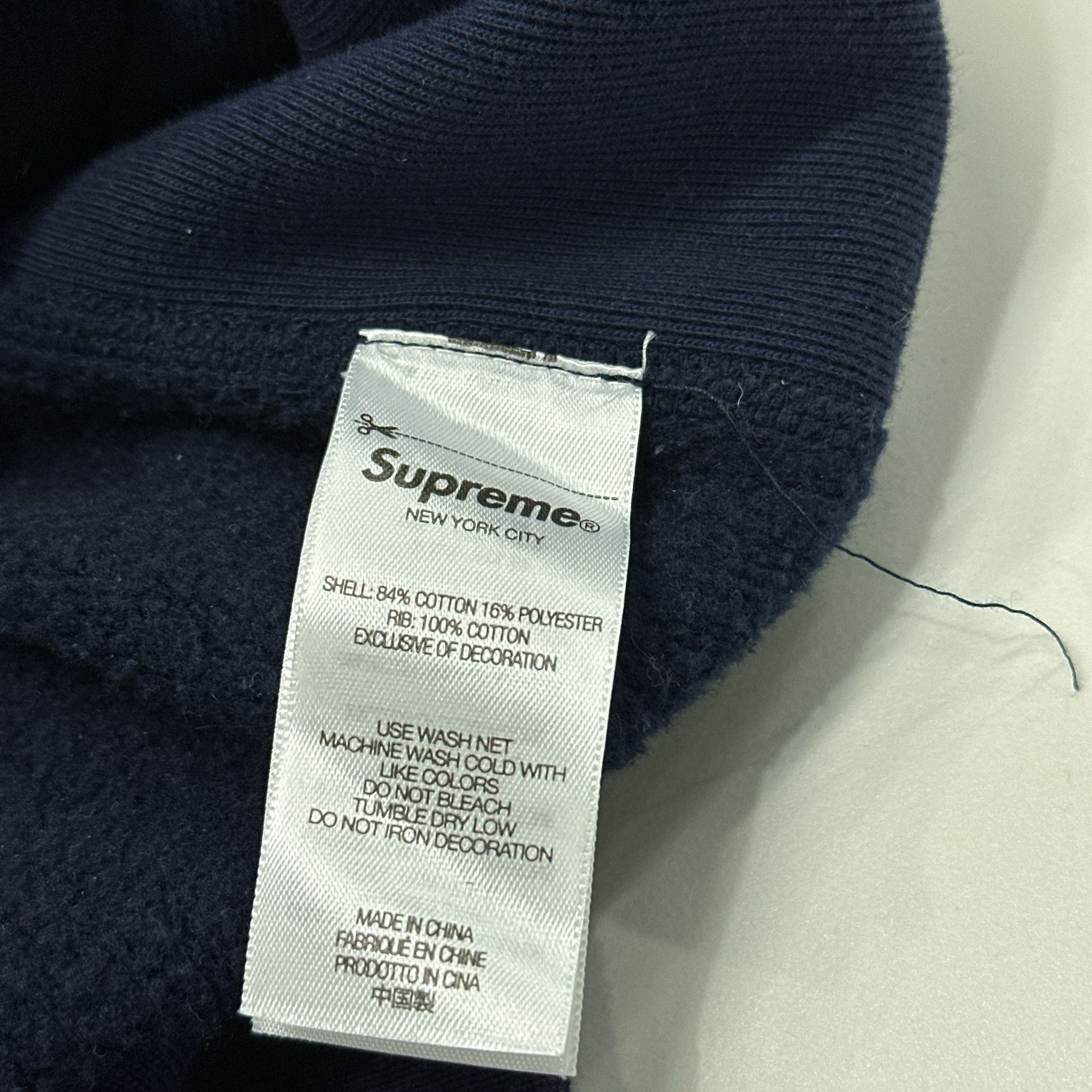 Supreme Supreme Logo Sweatshirt Size S Size US S / EU 44-46 / 1 - 5 Thumbnail