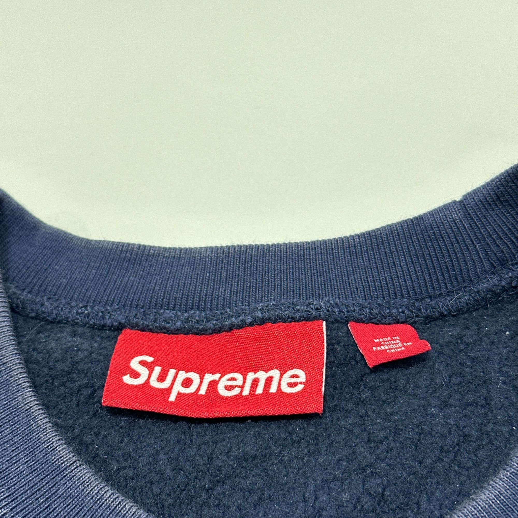 Supreme Supreme Logo Sweatshirt Size S Size US S / EU 44-46 / 1 - 3 Thumbnail