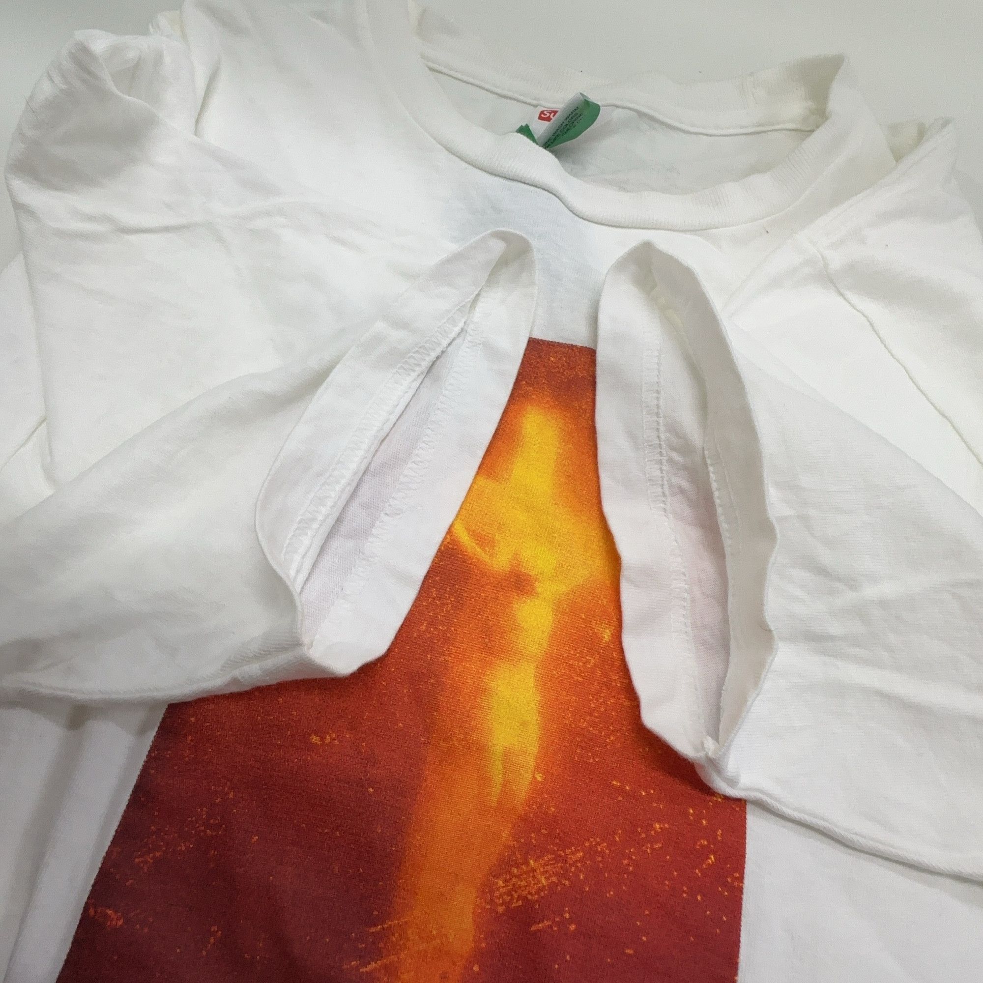 Supreme Supreme x Andres Serrano Piss Christ T-Shirt Size M Size US M / EU 48-50 / 2 - 6 Thumbnail