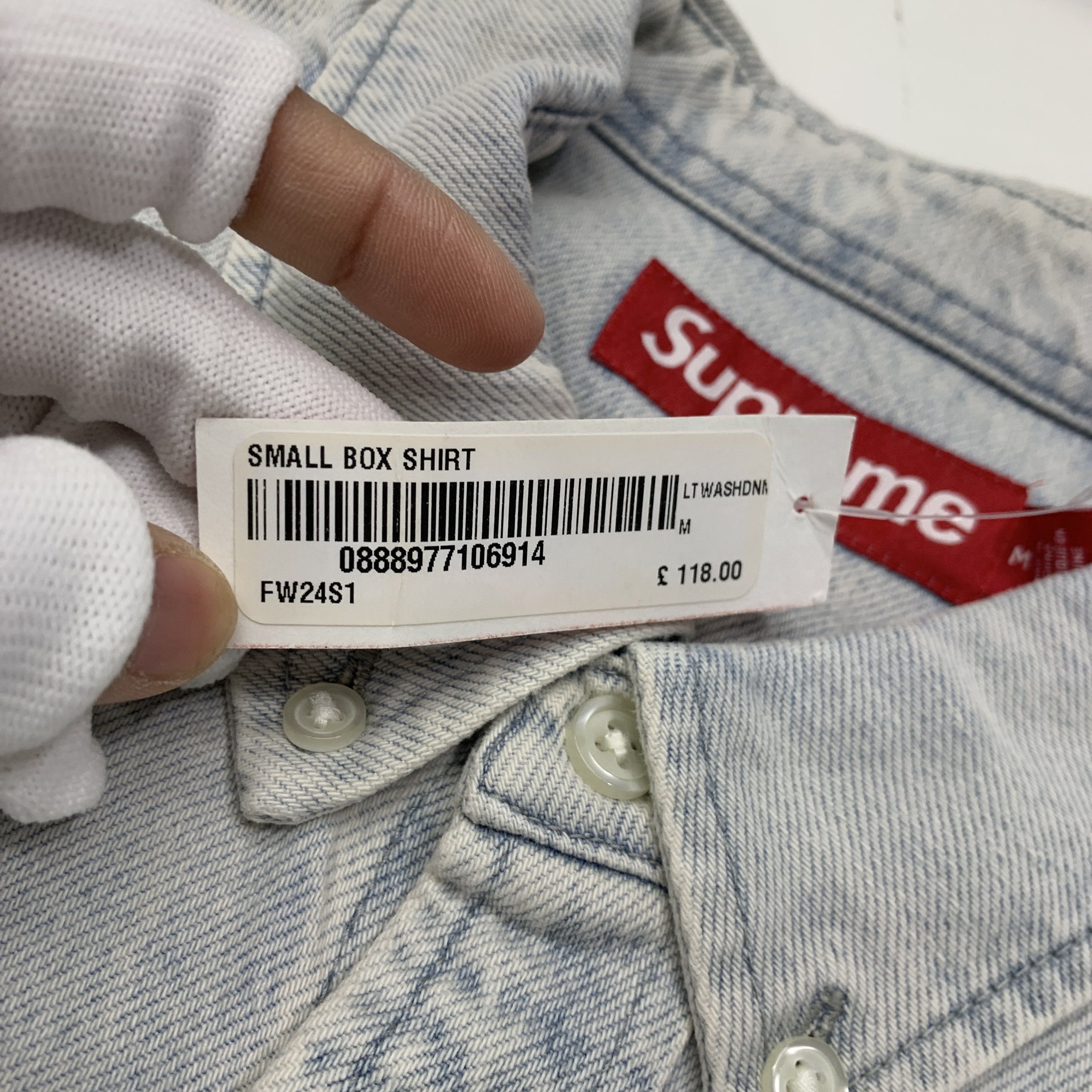 Supreme Supreme Small Box Rinsed Denim Shirt Size M Size US M / EU 48-50 / 2 - 4 Thumbnail