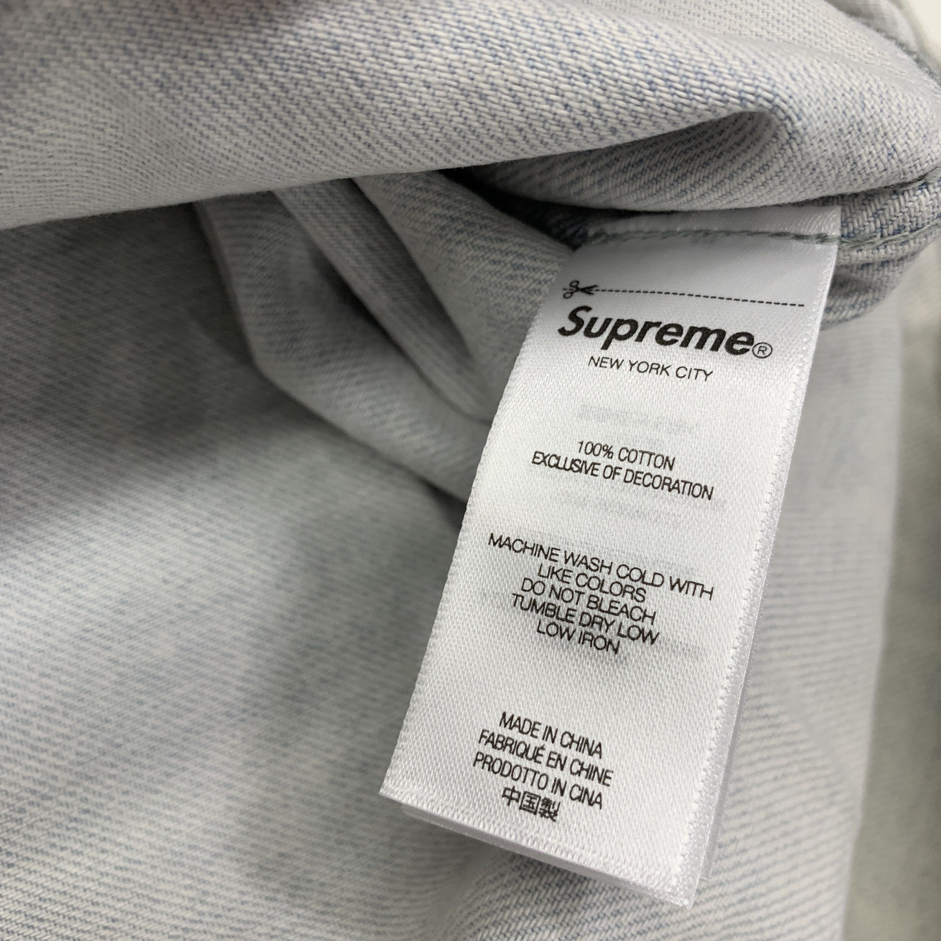 Supreme Supreme Small Box Rinsed Denim Shirt Size M Size US M / EU 48-50 / 2 - 5 Thumbnail