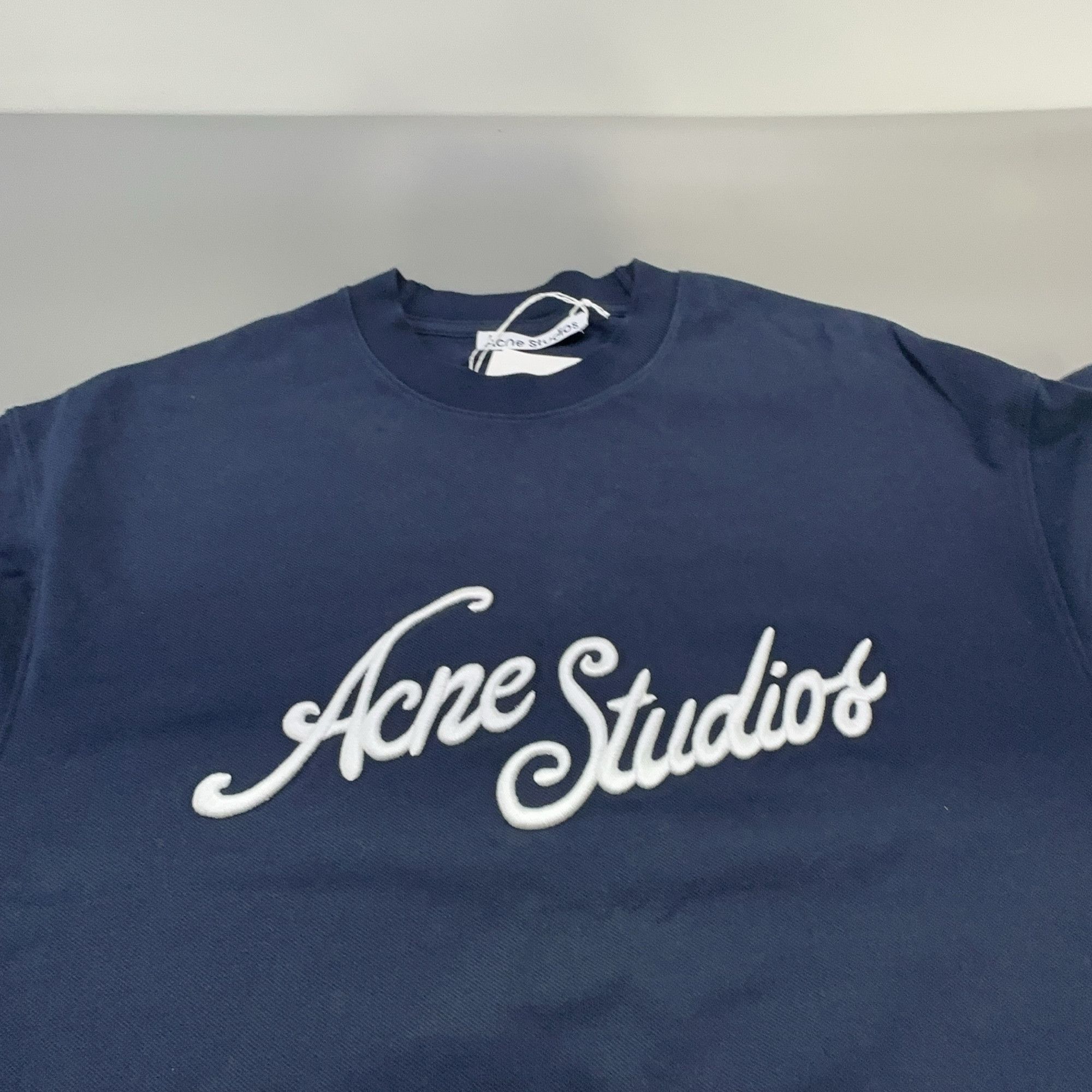 Acne Studios Acne Studios Script Logo Long Sleeve T-Shirt Size S Size US S / EU 44-46 / 1 - 7 Thumbnail