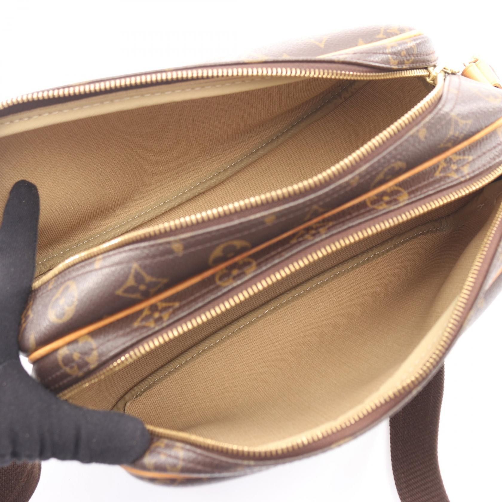 Louis Vuitton Louis Vuitton Louis Vuitton Reporter PM Monogram Shoulder Bag Textile Shoulder Bag M45254 DUTY FREE for USA Size ONE SIZE - 3 Thumbnail