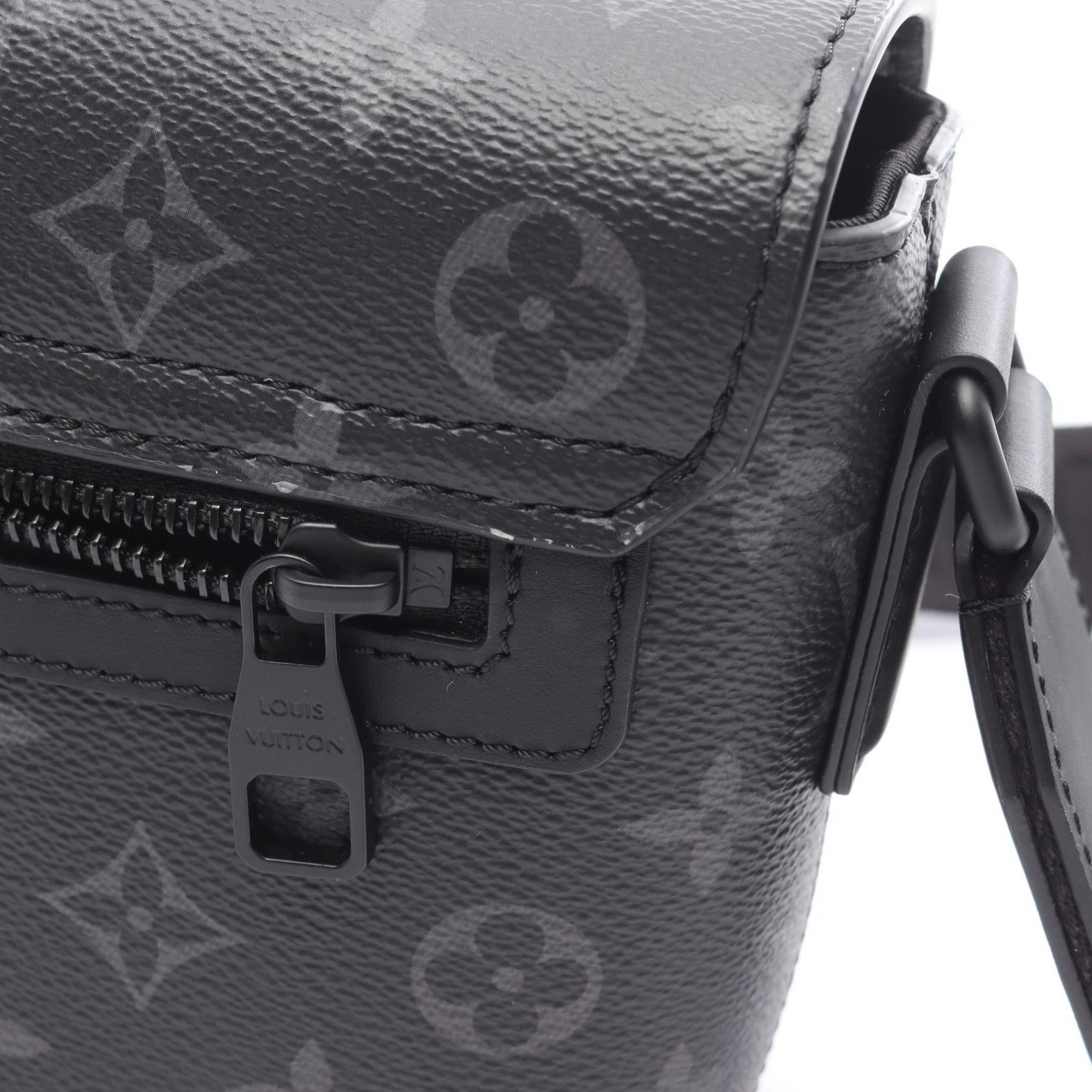 Louis Vuitton Louis Vuitton Louis Vuitton S Cape Monogram Eclipse Shoulder Bag Textile Shoulder Bag M46794 DUTY FREE for USA Size ONE SIZE - 5 Thumbnail