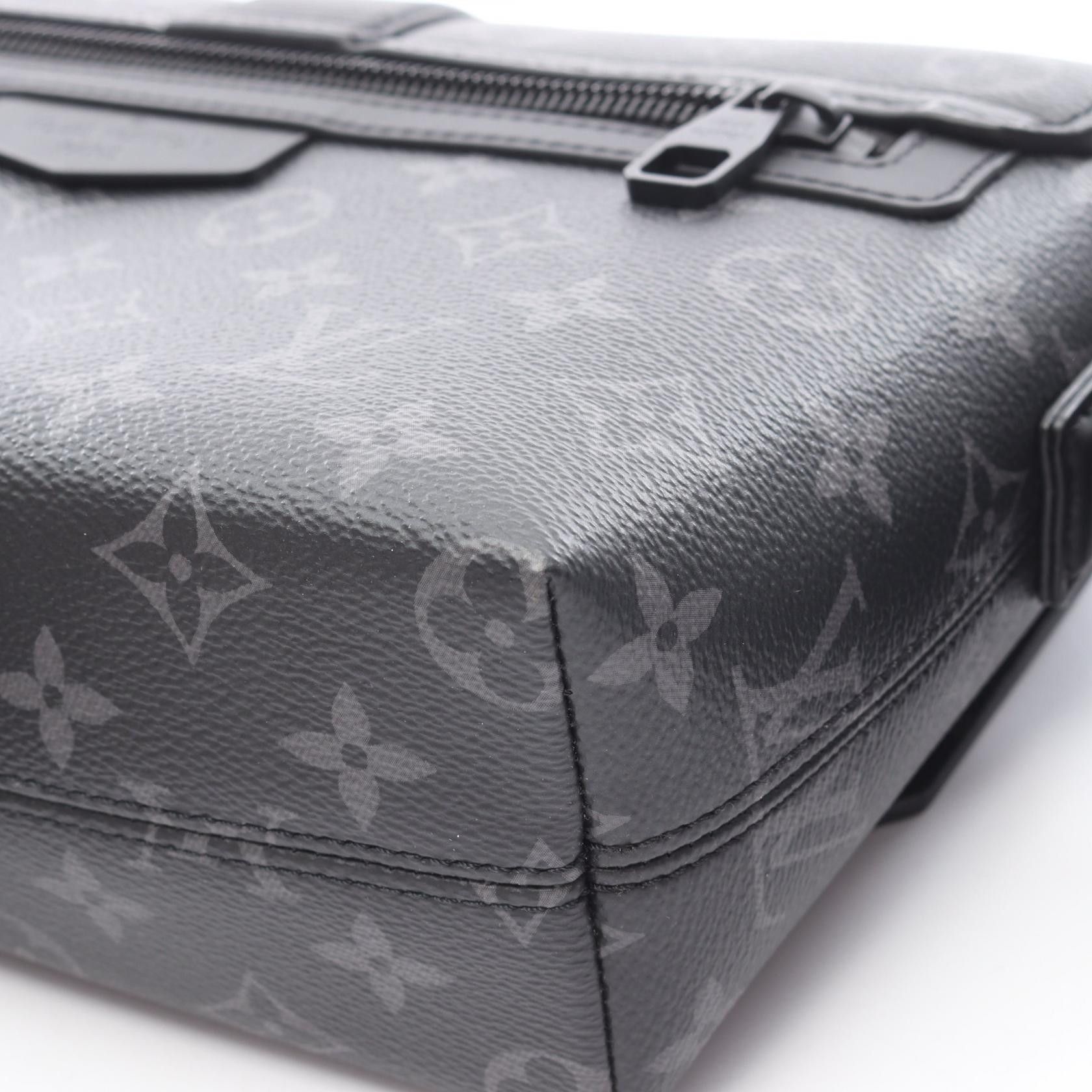 Louis Vuitton Louis Vuitton Louis Vuitton S Cape Monogram Eclipse Shoulder Bag Textile Shoulder Bag M46794 DUTY FREE for USA Size ONE SIZE - 6 Thumbnail