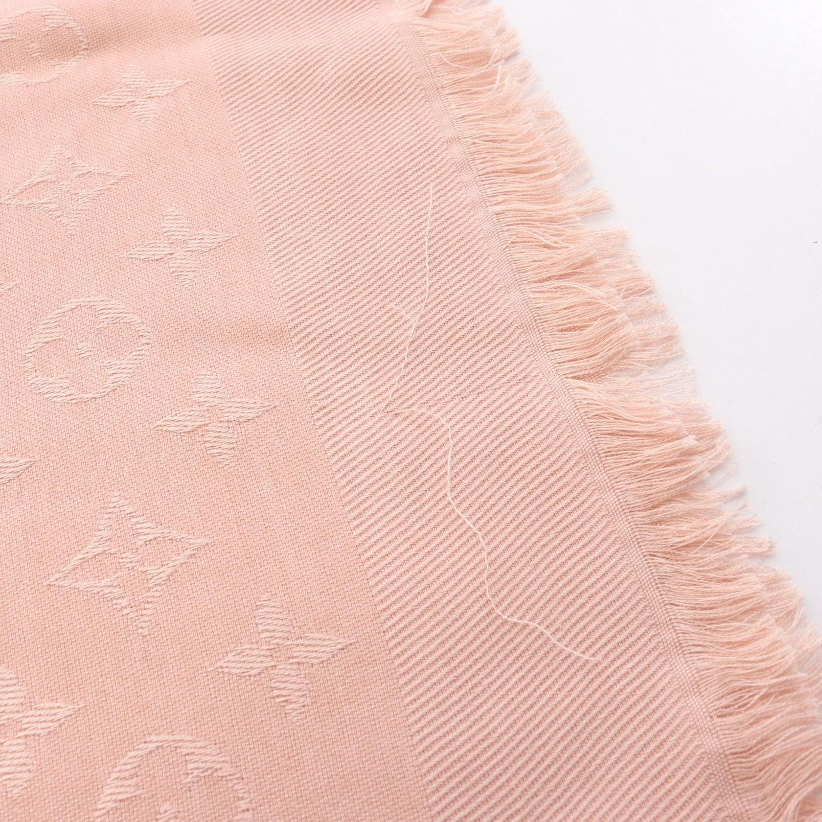 Louis Vuitton Louis Vuitton Louis Vuitton Monogram Shawl Silk Wool Stole Textile Shawl M74441 DUTY FREE for USA Size ONE SIZE - 5 Thumbnail