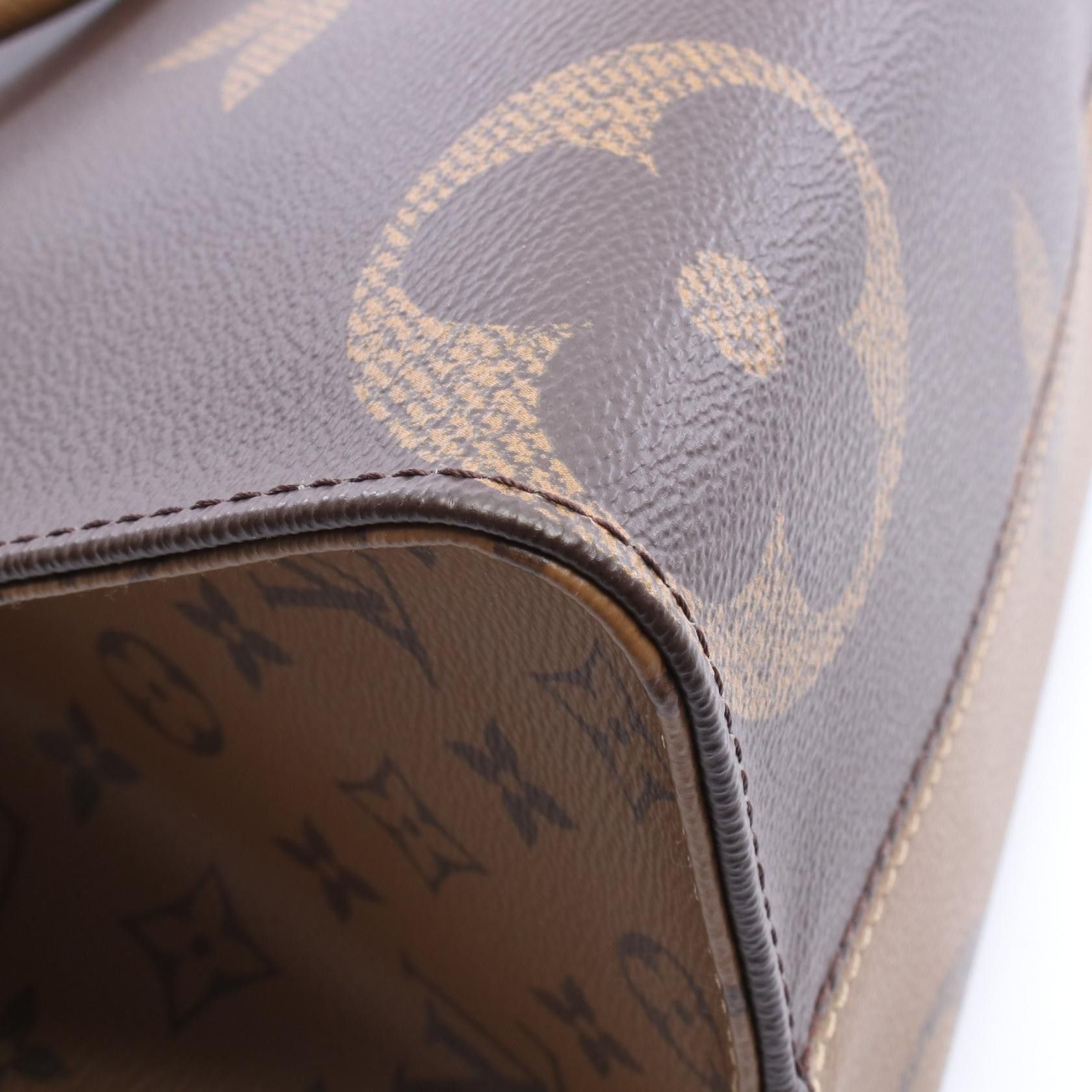 Louis Vuitton Louis Vuitton Louis Vuitton OnTheGo MM Monogram Giant Reverse Coated Canvas Tote Bag Textile Tote Bag M45321 DUTY FREE for USA Size ONE SIZE - 7 Thumbnail