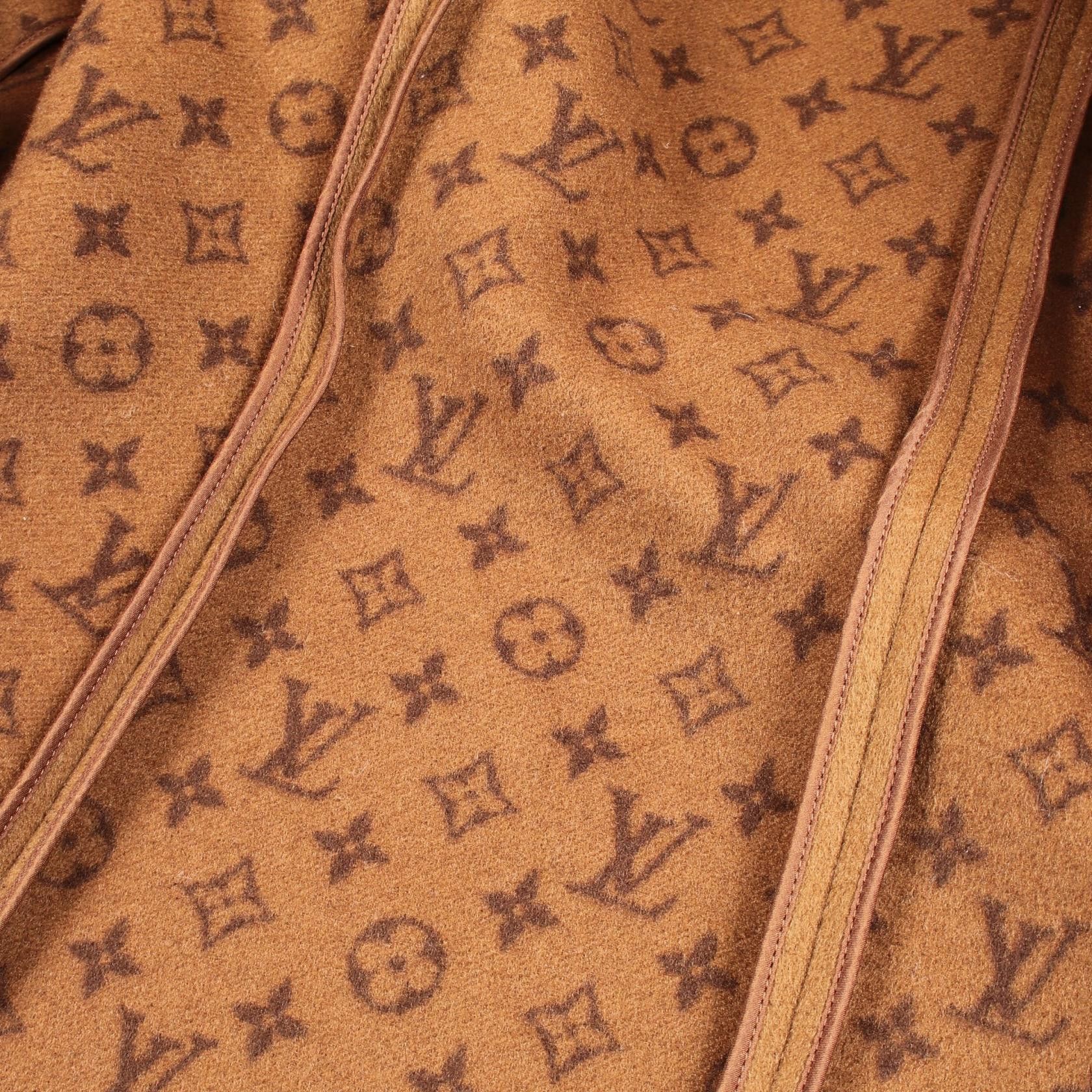 Louis Vuitton Louis Vuitton Louis Vuitton Monogram Wool Leather Coat Leather Outerwear RW222WQWEFNC010 DUTY FREE for USA Size ONE SIZE - 8 Thumbnail