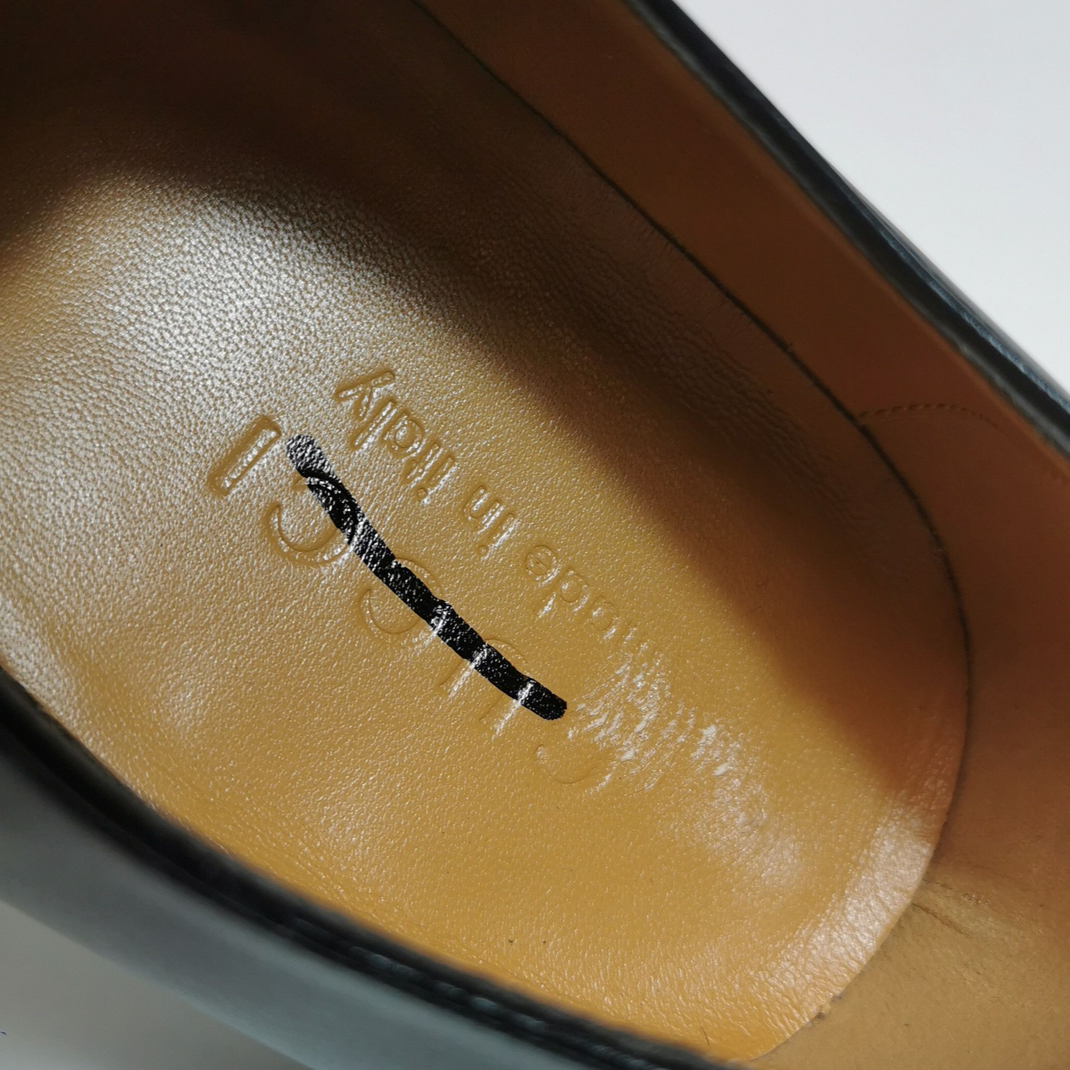Gucci Gucci Men 5.5 Leather Size US 5.5 / EU 38 - 12 Thumbnail