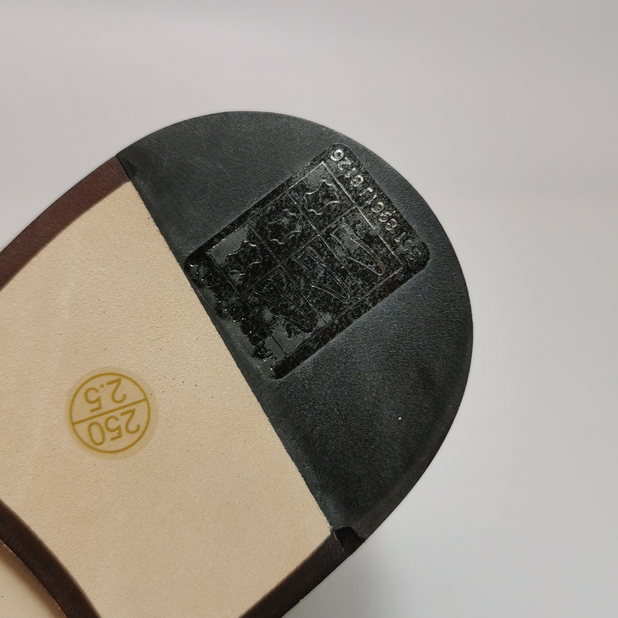 Gucci Gucci Men 6 Leather Size US 6 / EU 39 - 7 Thumbnail