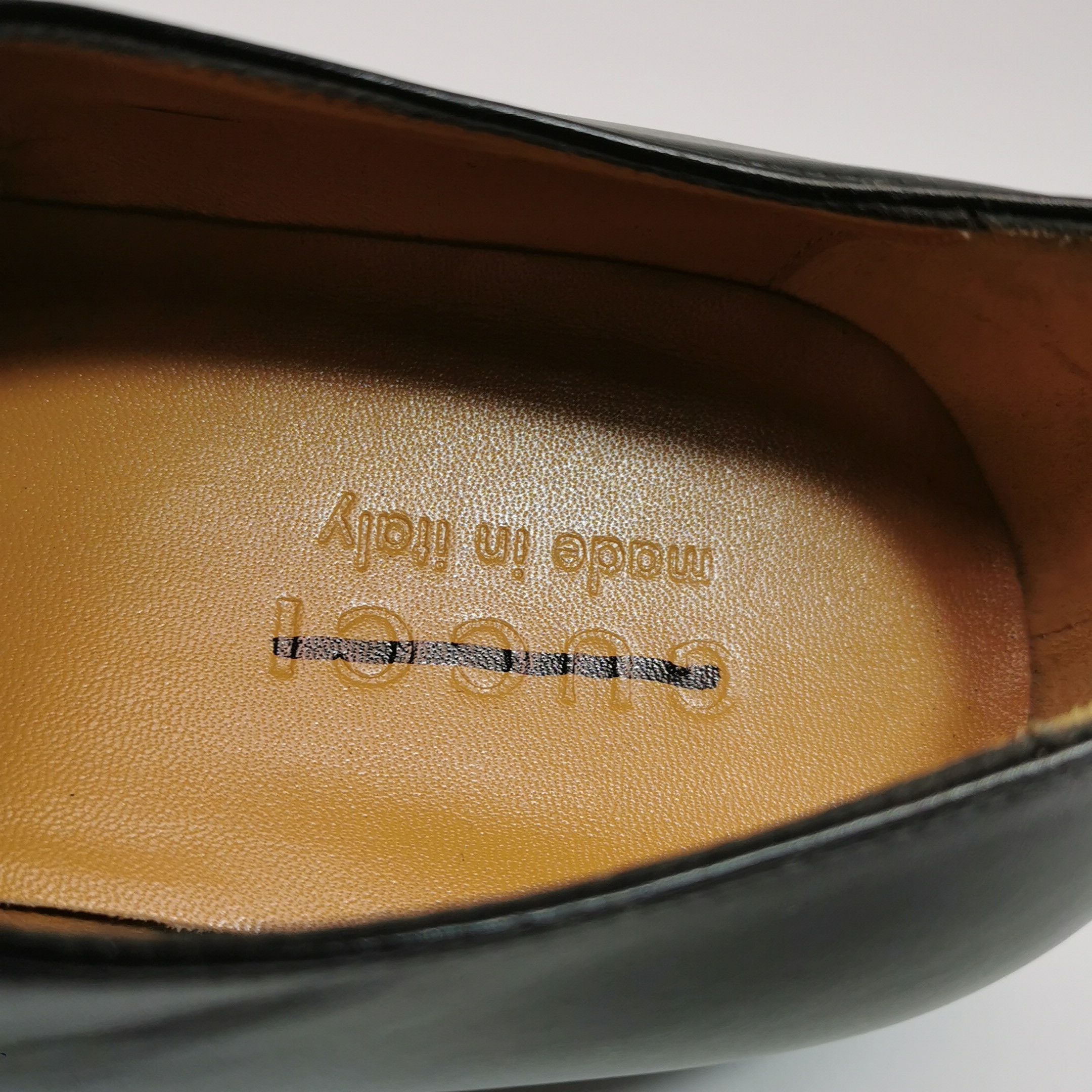 Gucci Gucci Men 5.5 Leather Size US 5.5 / EU 38 - 10 Thumbnail