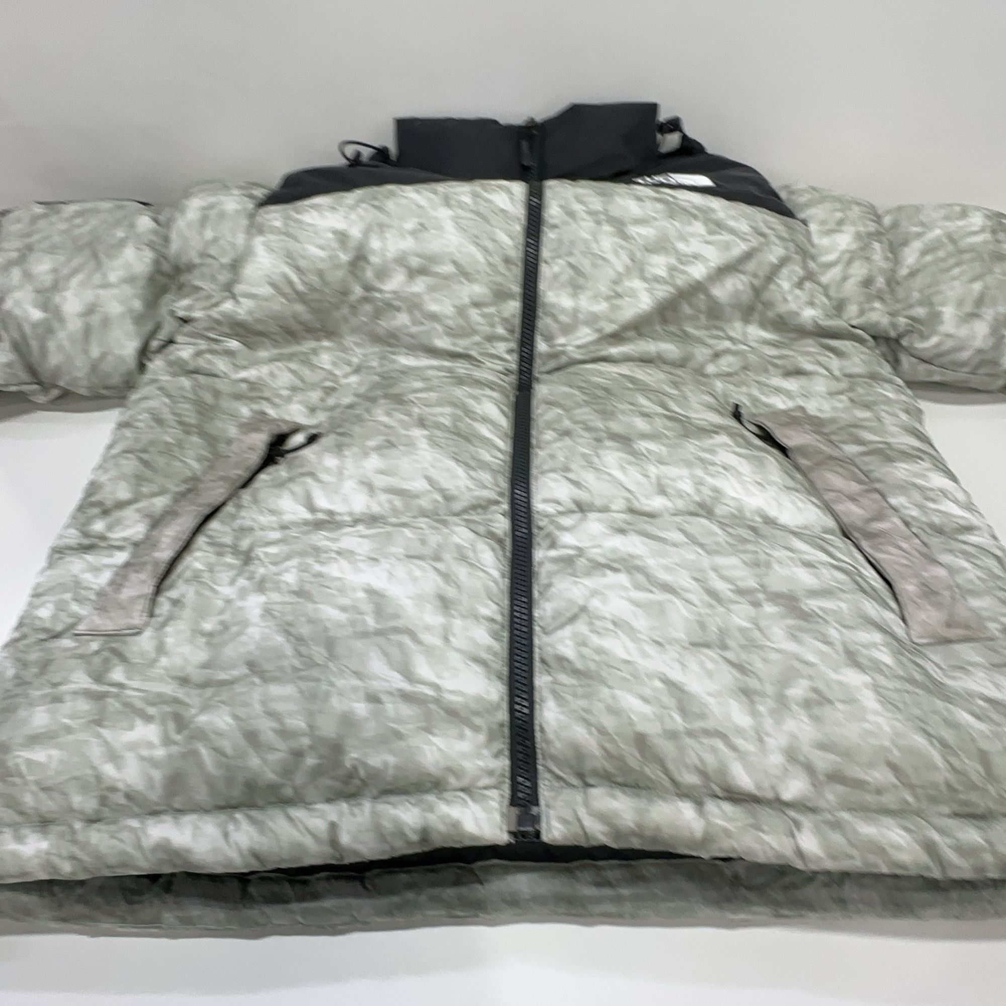 Supreme Supreme x The North Face Paper Print Nuptse Jacket Size S Size US S / EU 44-46 / 1 - 10 Thumbnail