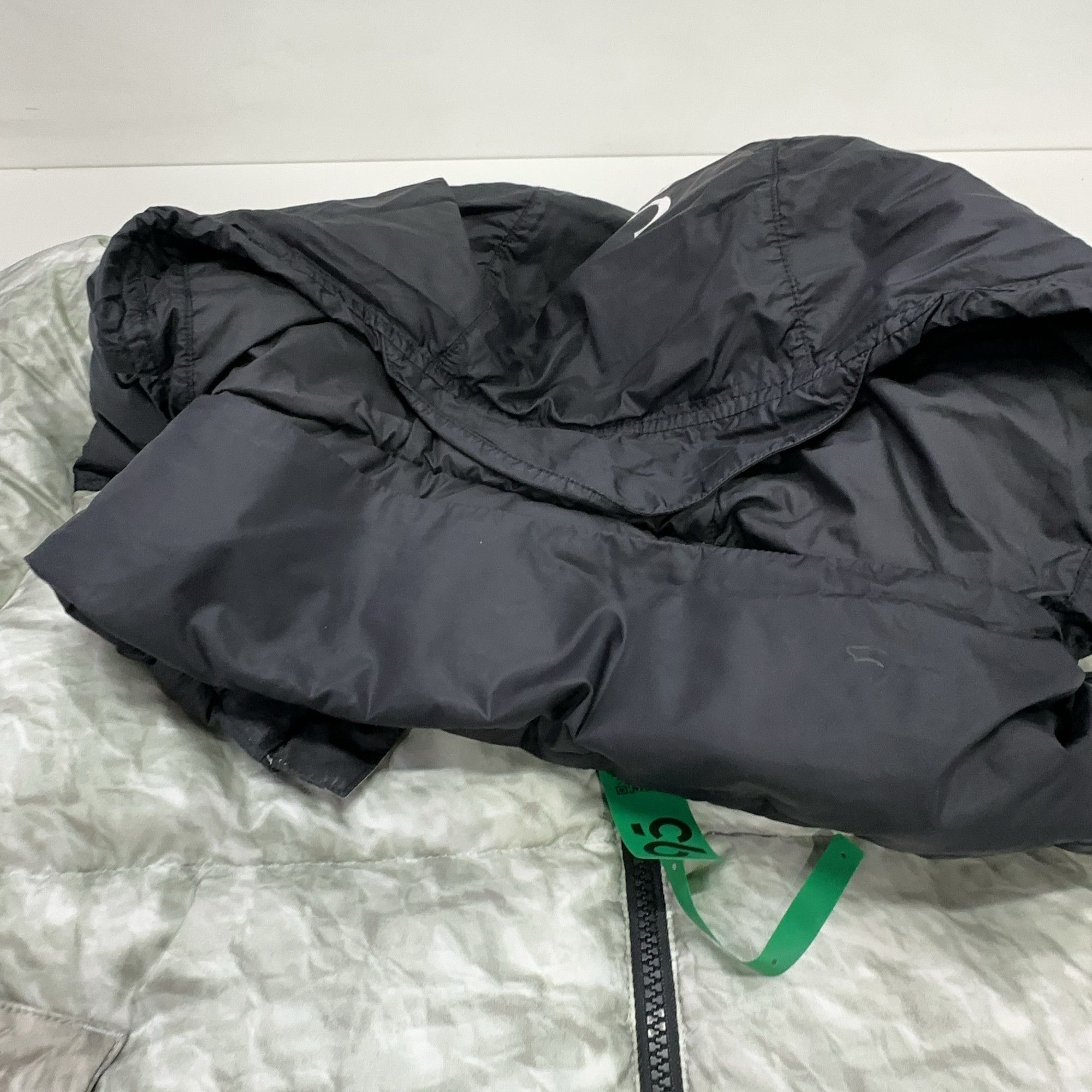 Supreme Supreme x The North Face Paper Print Nuptse Jacket Size S Size US S / EU 44-46 / 1 - 8 Thumbnail