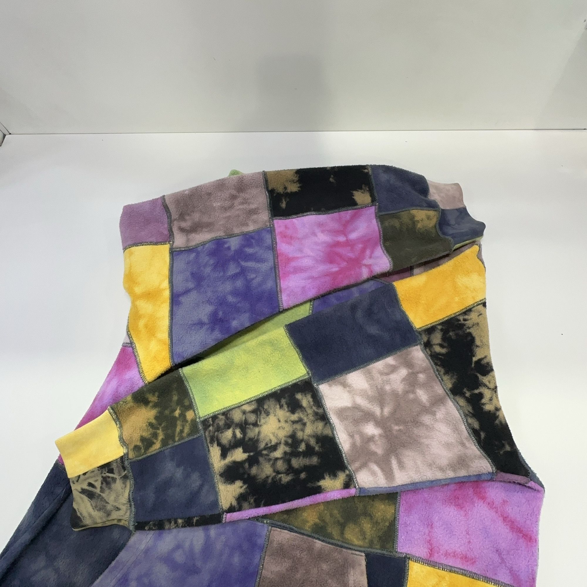 Supreme Supreme Patchwork Tie Dye Hoodie Size L Size US L / EU 52-54 / 3 - 14 Thumbnail