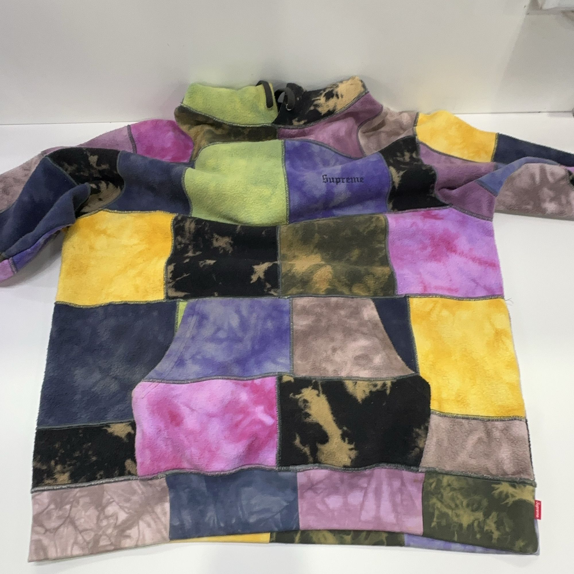 Supreme Supreme Patchwork Tie Dye Hoodie Size L Size US L / EU 52-54 / 3 - 12 Thumbnail