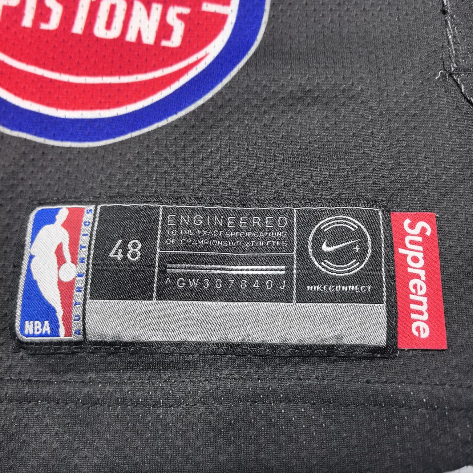 Supreme Supreme x Nike x NBA Teams Jersey Size M Size US M / EU 48-50 / 2 - 5 Thumbnail
