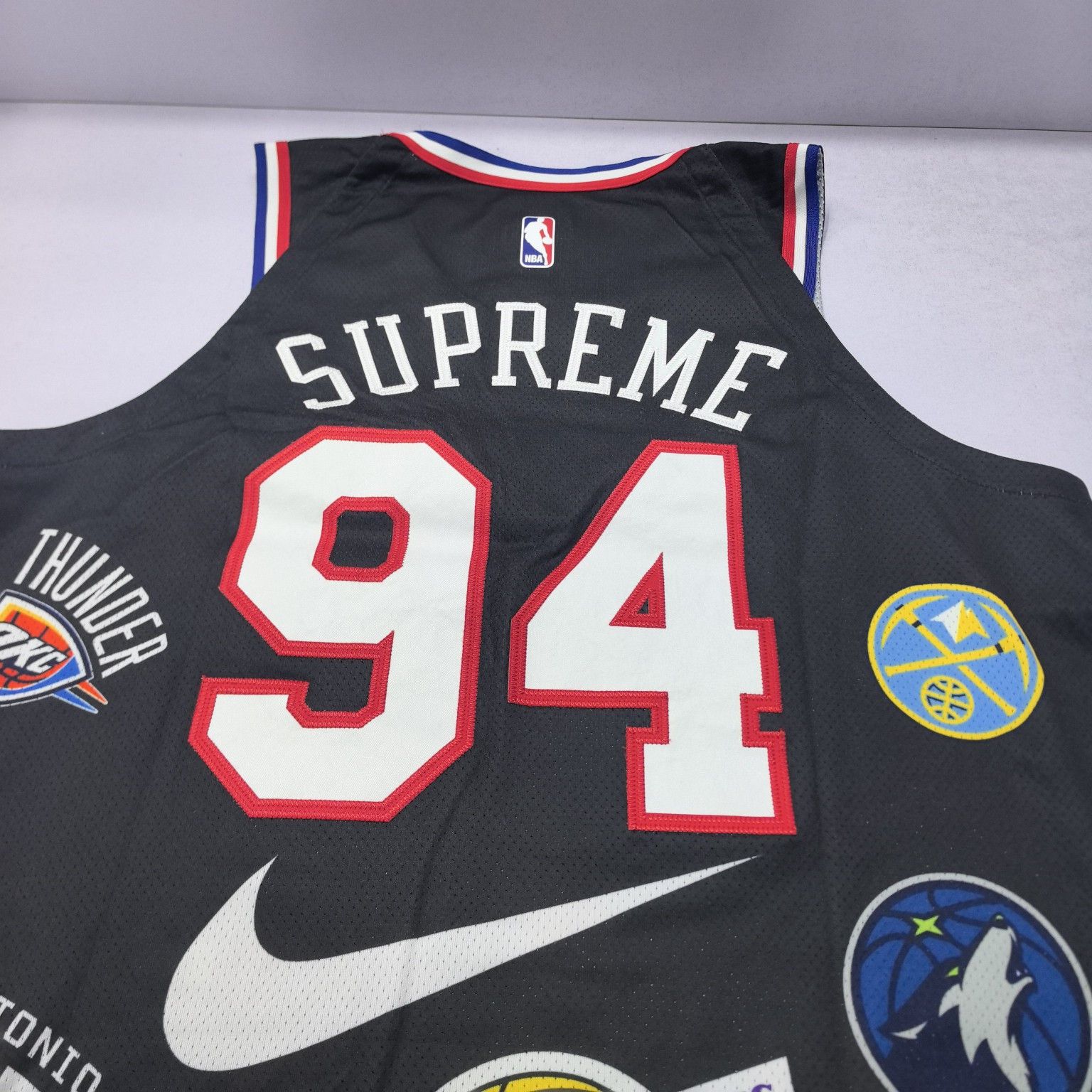 Supreme Supreme x Nike x NBA Teams Jersey Size M Size US M / EU 48-50 / 2 - 7 Thumbnail