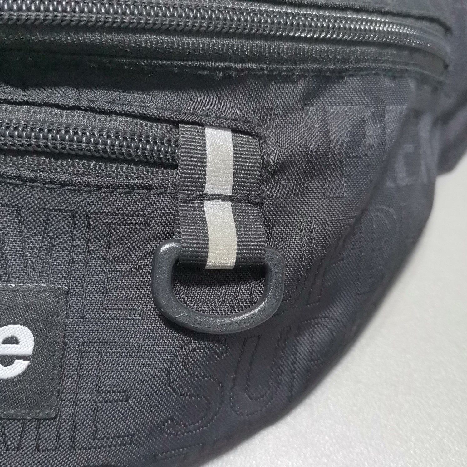 Supreme Supreme SS19 Jacquard Logo Waist Bag One Size Size ONE SIZE - 5 Thumbnail