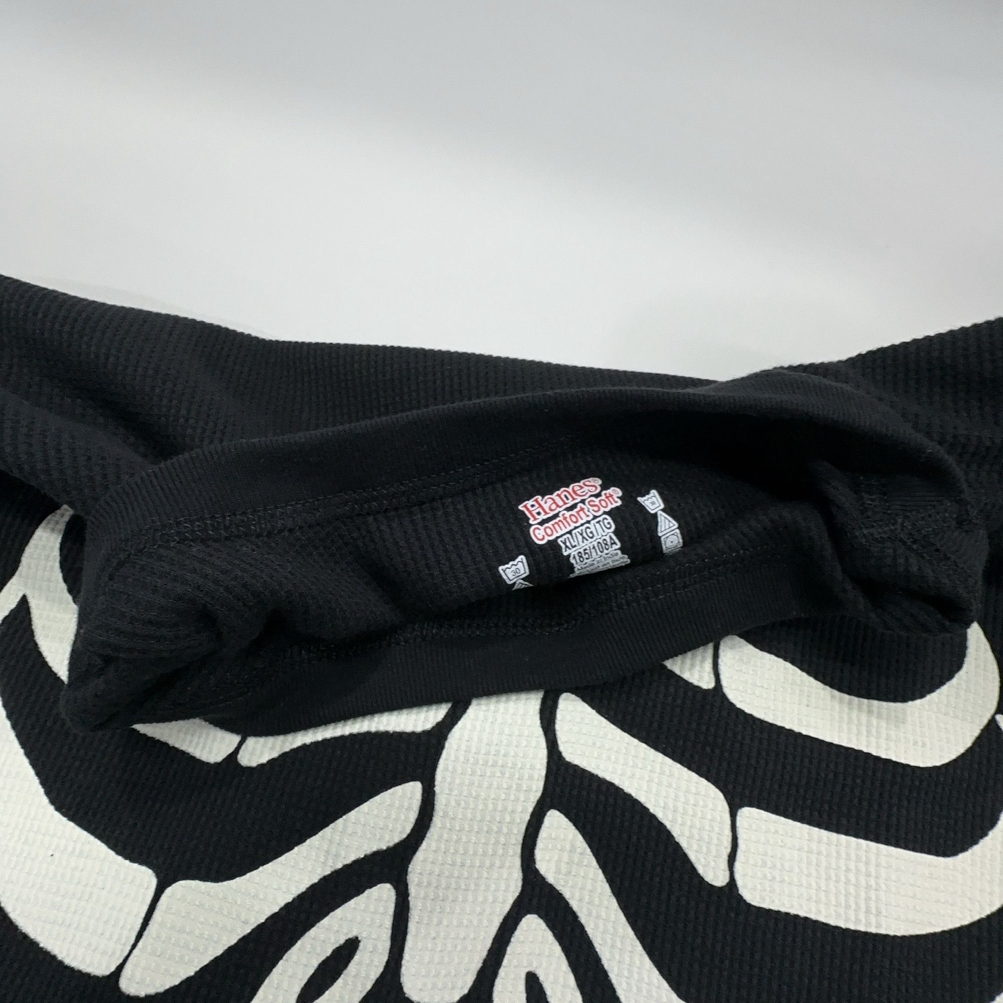 Supreme Supreme x Hanes Skeleton Thermal Long Sleeve T-Shirt Size XL Size US XL / EU 56 / 4 - 4 Thumbnail