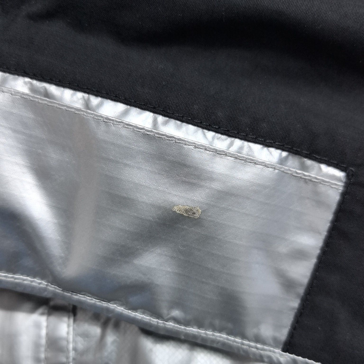 Supreme Supreme x The North Face Metallic Jacket Size M Size US M / EU 48-50 / 2 - 8 Thumbnail