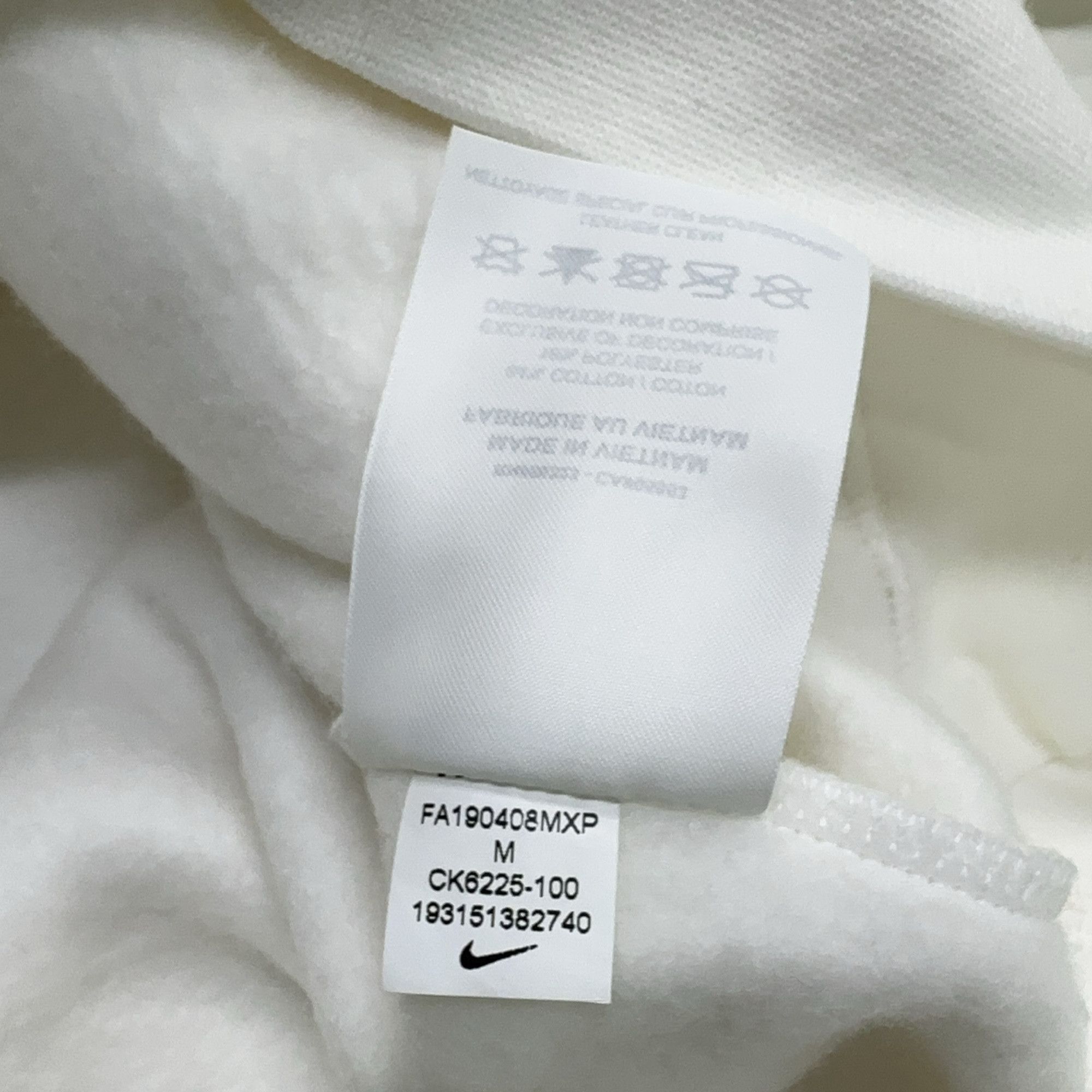Supreme Supreme x Nike Leather Logo Hoodie Size M Size US M / EU 48-50 / 2 - 11 Thumbnail