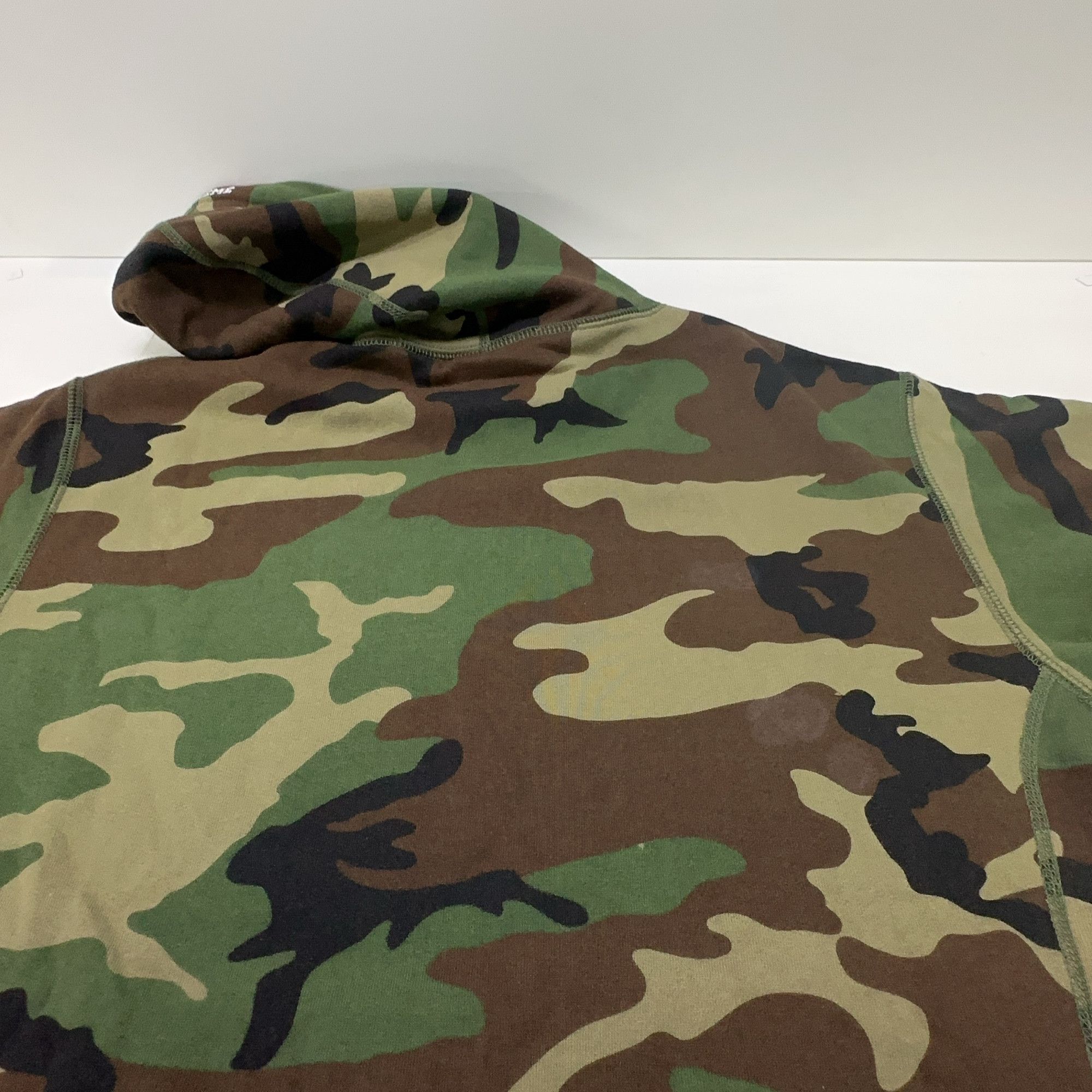 Supreme Supreme Swarovski S Camo Hoodie Size M Size US M / EU 48-50 / 2 - 7 Thumbnail