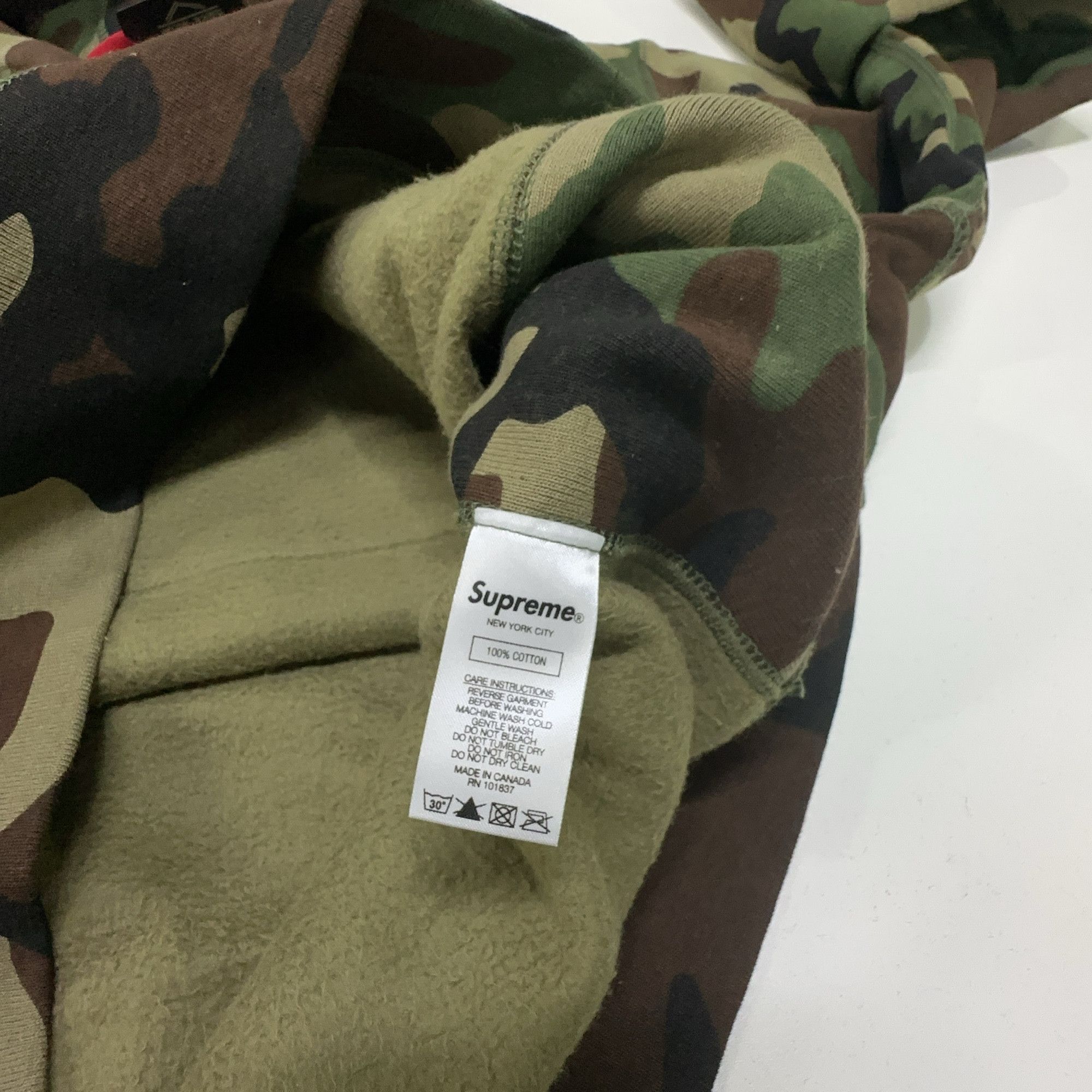 Supreme Supreme Swarovski S Camo Hoodie Size M Size US M / EU 48-50 / 2 - 3 Thumbnail