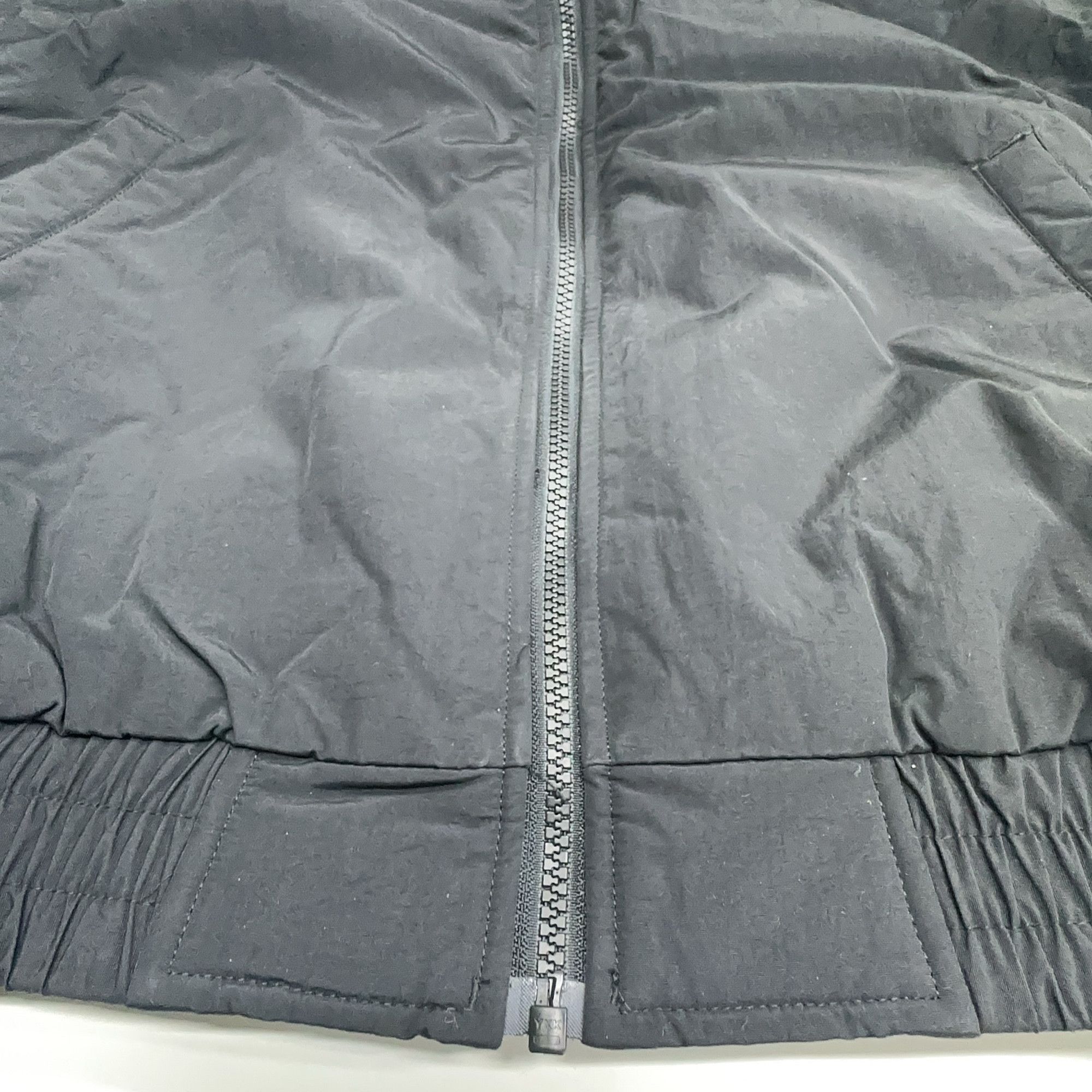 Supreme Supreme Logo Quilted Hooded Jacket Size M Size US M / EU 48-50 / 2 - 5 Thumbnail