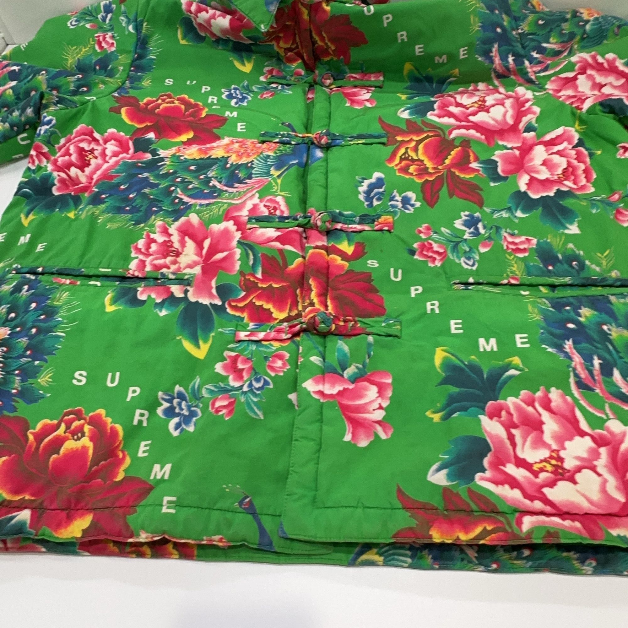 Supreme Supreme Peacock Floral Print Jacket Size L Size US L / EU 52-54 / 3 - 9 Thumbnail