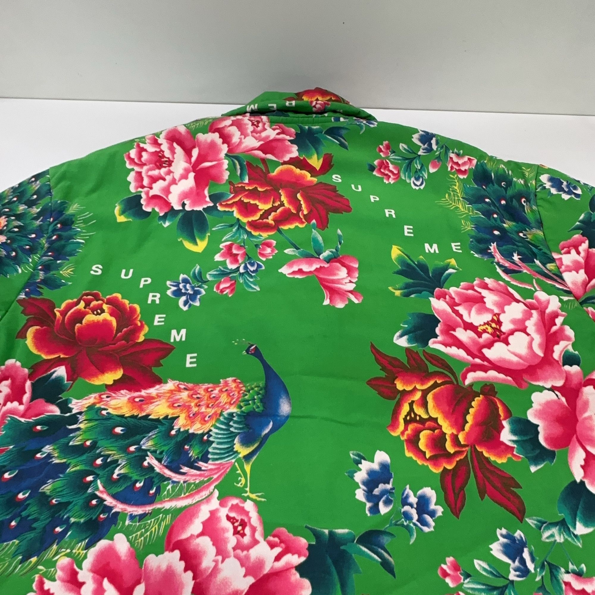 Supreme Supreme Peacock Floral Print Jacket Size L Size US L / EU 52-54 / 3 - 12 Thumbnail