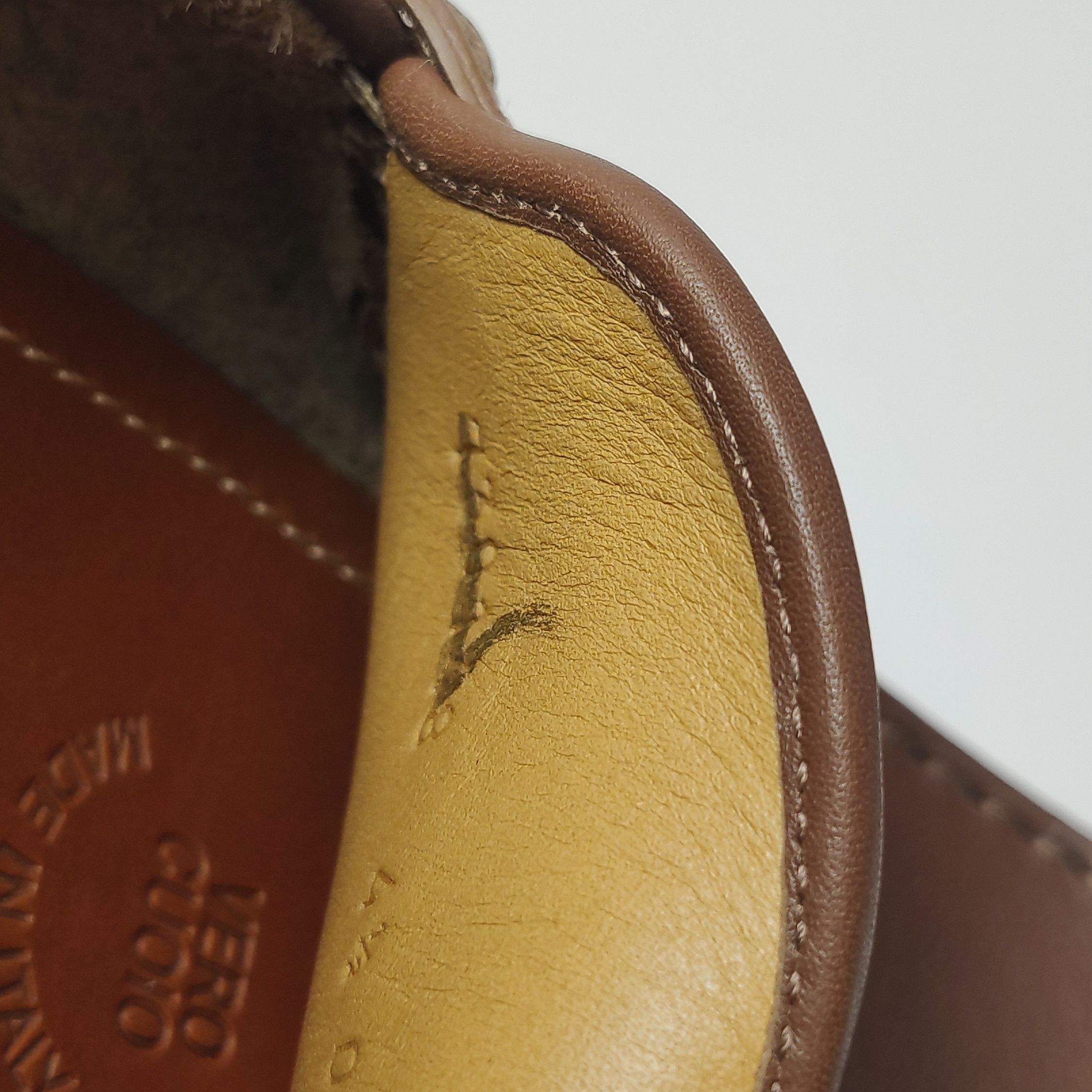 Gucci Gucci Men 5.5 Leather Size US 5.5 / EU 38 - 13 Thumbnail