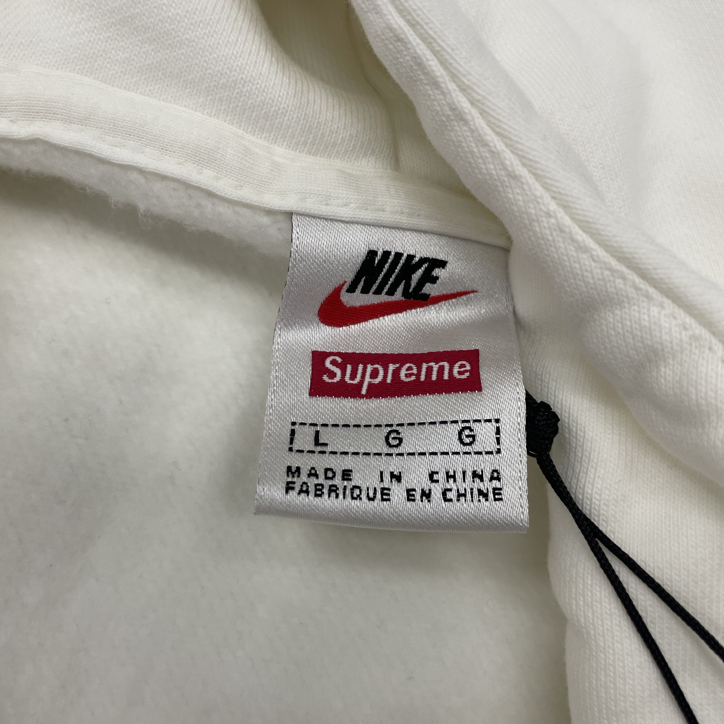 Supreme Supreme x Nike Logo Hoodie Size L Size US L / EU 52-54 / 3 - 3 Thumbnail