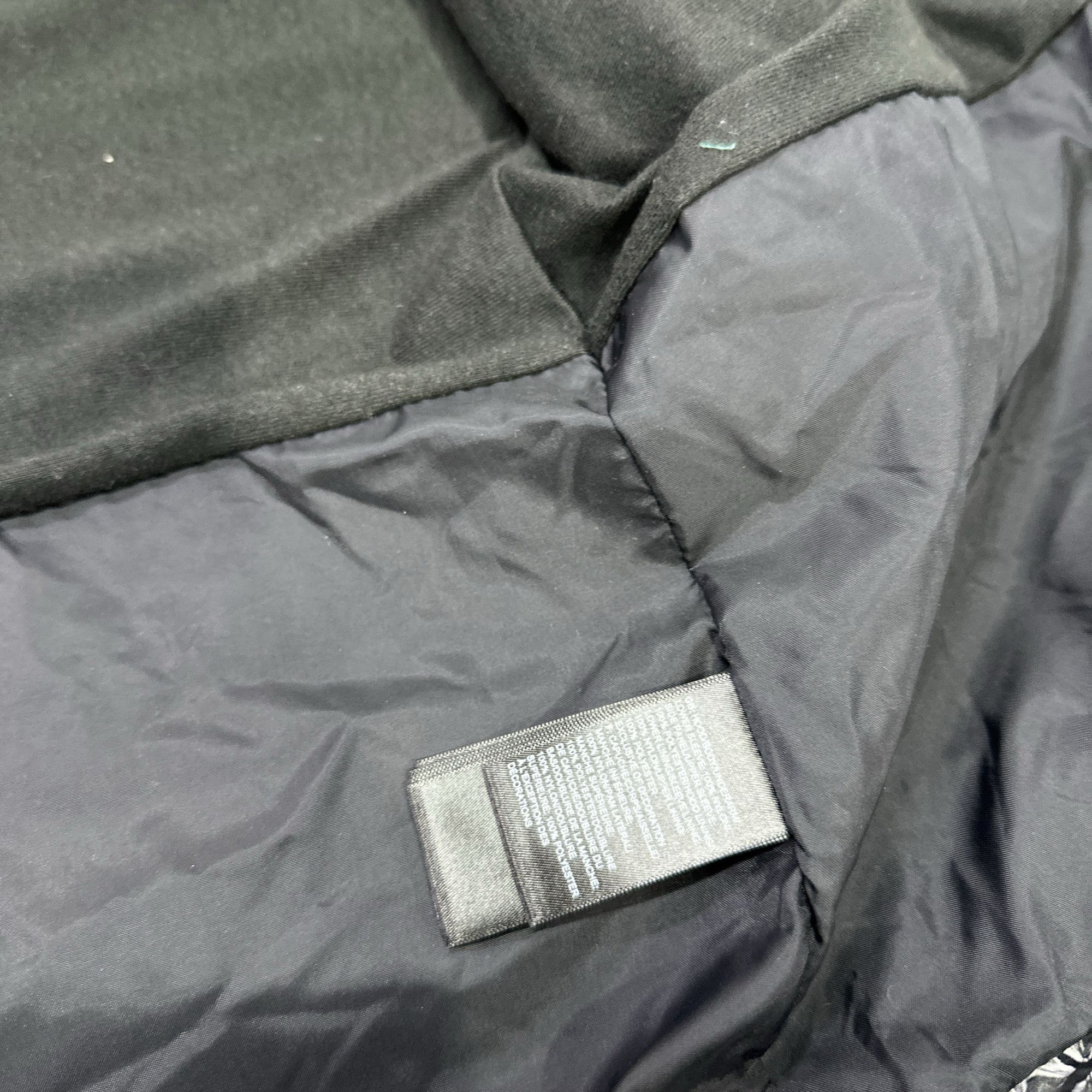 Supreme Supreme x The North Face Studded Mountain Light Jacket S Size US S / EU 44-46 / 1 - 4 Thumbnail