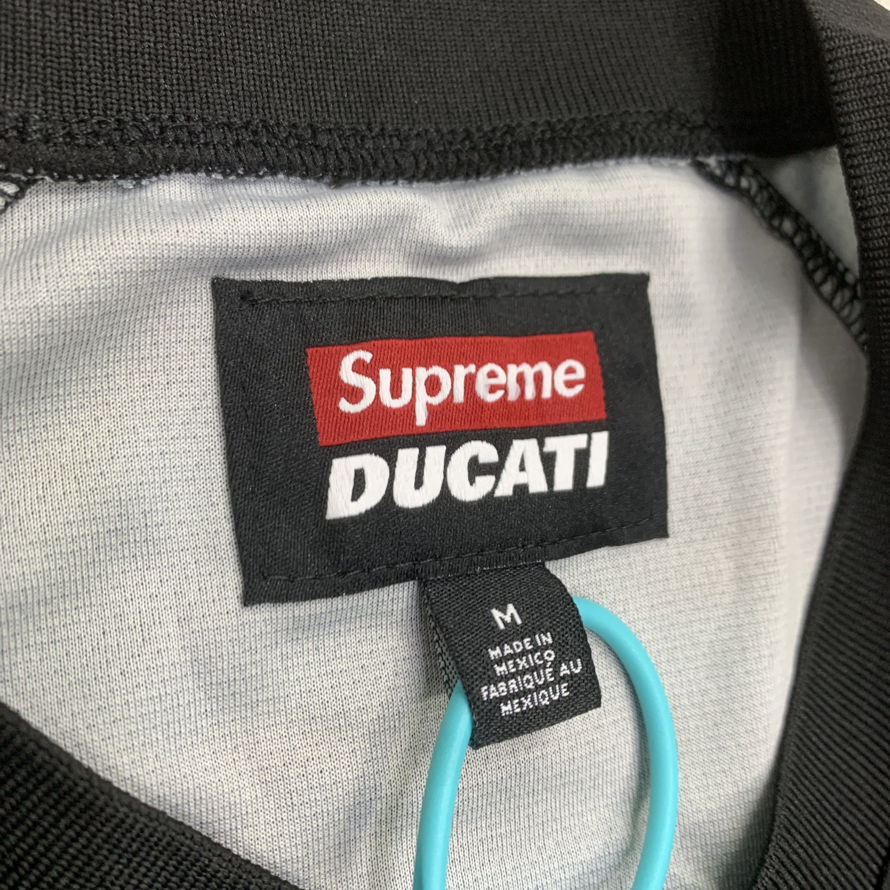 Supreme Supreme x Ducati Logo Soccer Jersey Size M Size US M / EU 48-50 / 2 - 2 Thumbnail