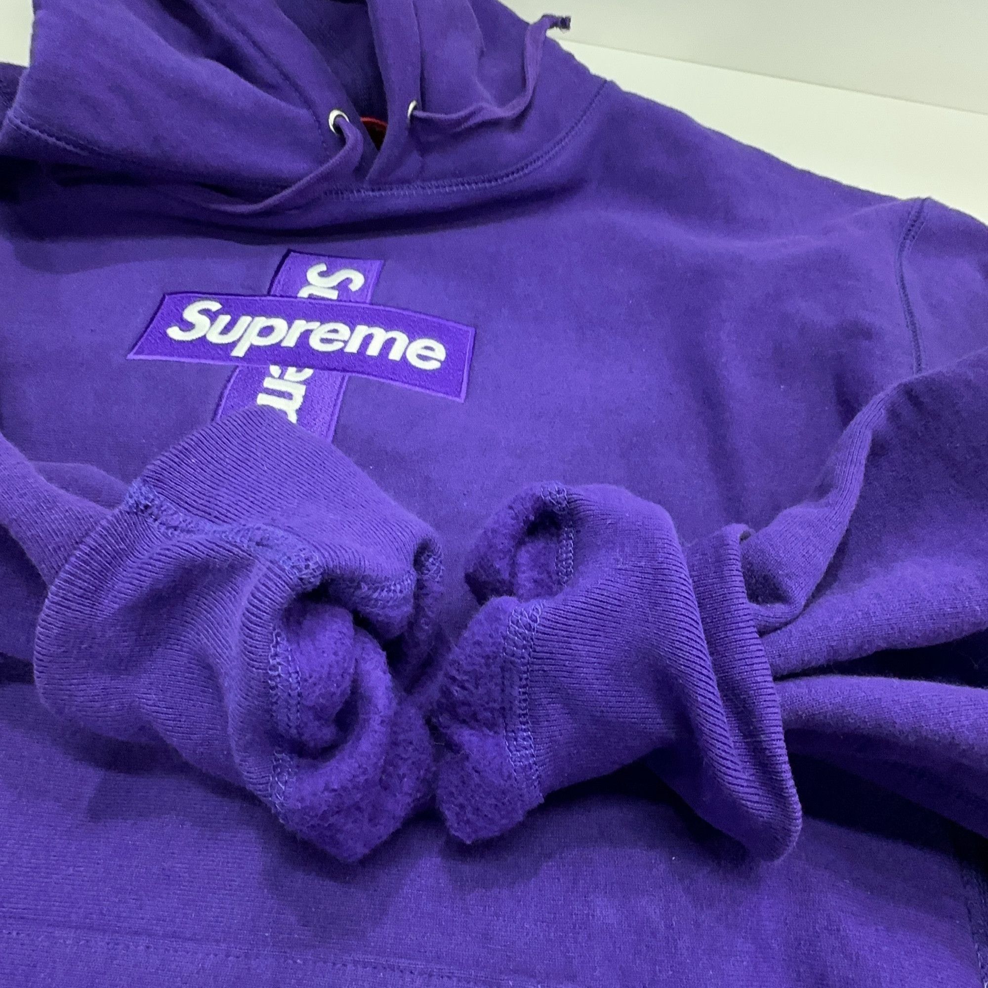 Supreme Supreme Cross Box Logo Hoodie Size M Size US M / EU 48-50 / 2 - 7 Thumbnail