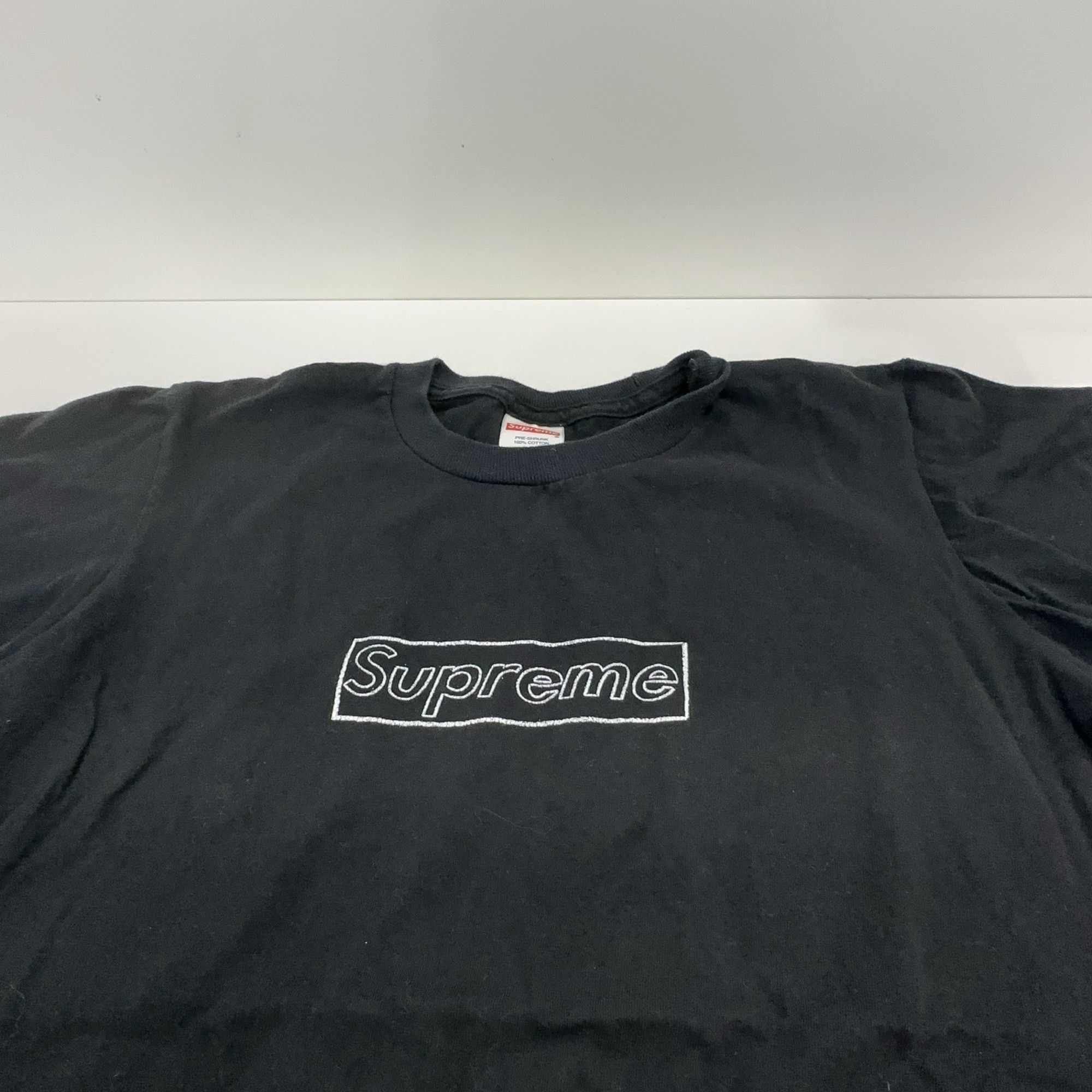 Supreme Supreme x KAWS Chalk Box Logo T-Shirt Size S Size US S / EU 44-46 / 1 - 6 Thumbnail