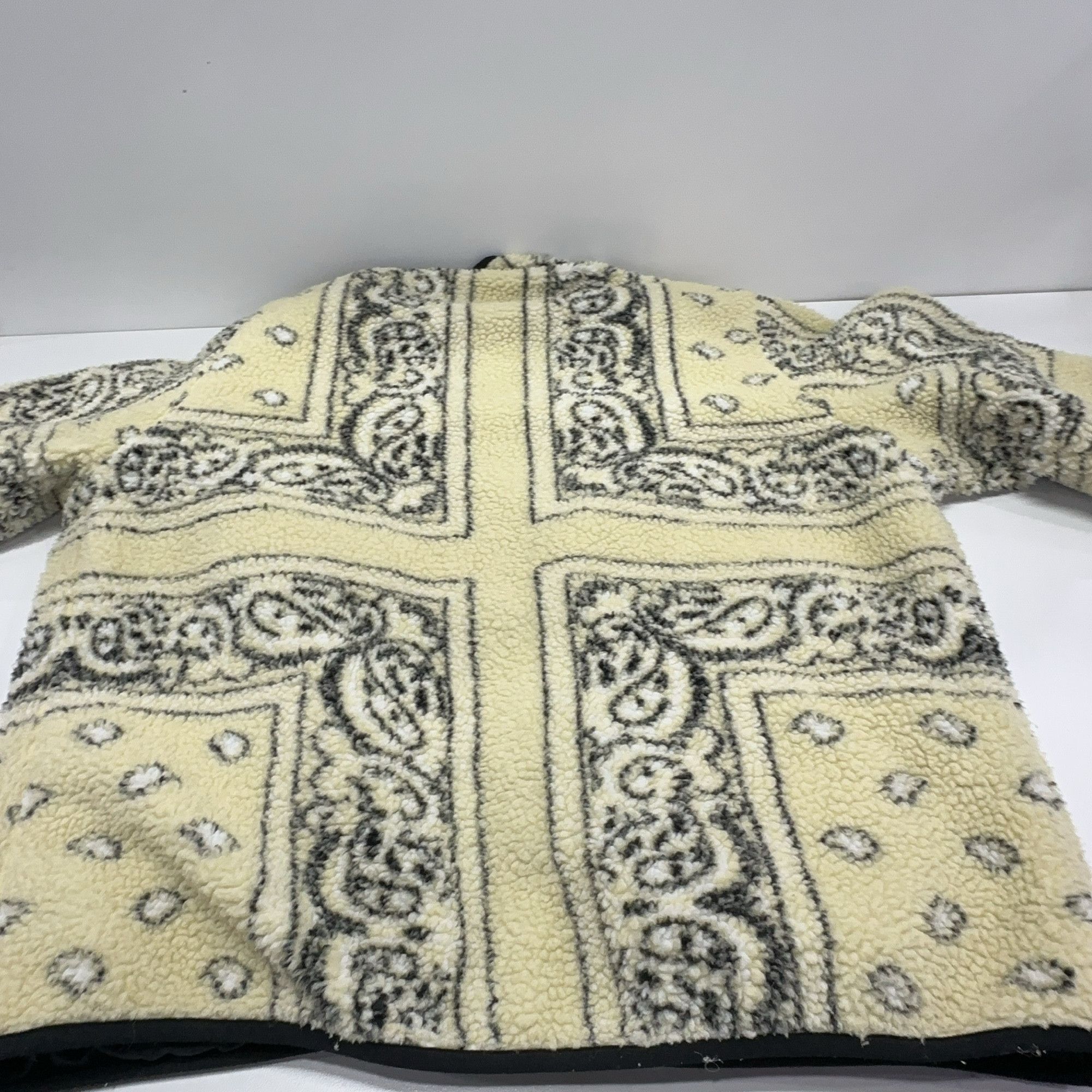 Supreme Supreme Reversible Bandana Fleece Jacket Size M Size US M / EU 48-50 / 2 - 14 Thumbnail