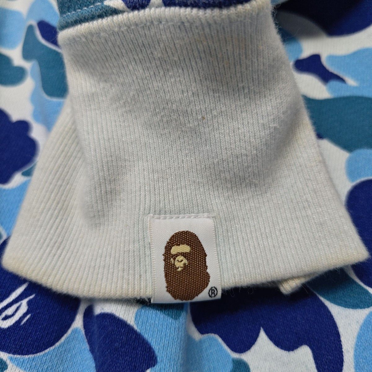 Bape A Bathing Ape Blue Camo Shark Hoodie Size L Size US L / EU 52-54 / 3 - 5 Thumbnail