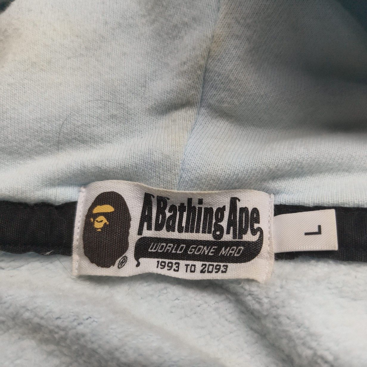 Bape A Bathing Ape Blue Camo Shark Hoodie Size L Size US L / EU 52-54 / 3 - 3 Thumbnail