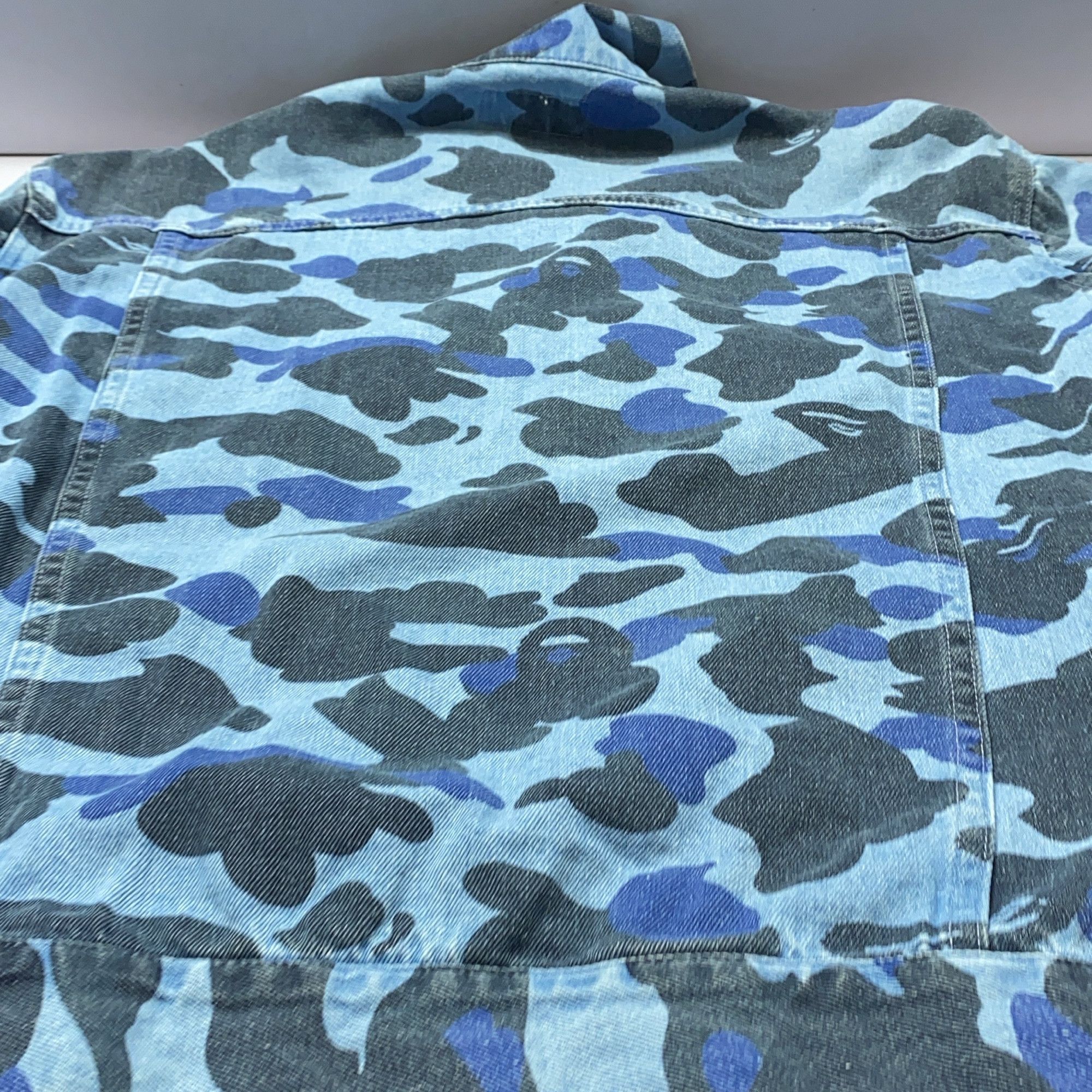 Bape A BATHING APE Camo Denim Jacket Size M Size US M / EU 48-50 / 2 - 11 Thumbnail