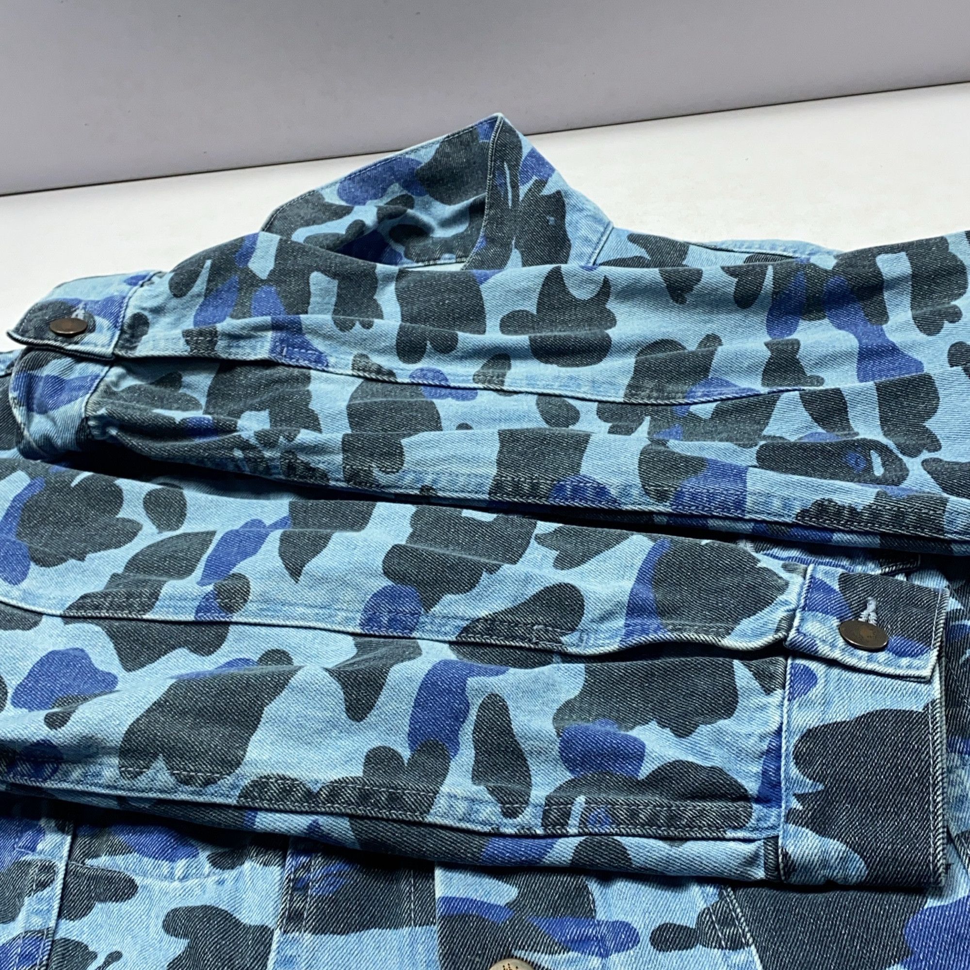 Bape A BATHING APE Camo Denim Jacket Size M Size US M / EU 48-50 / 2 - 8 Thumbnail